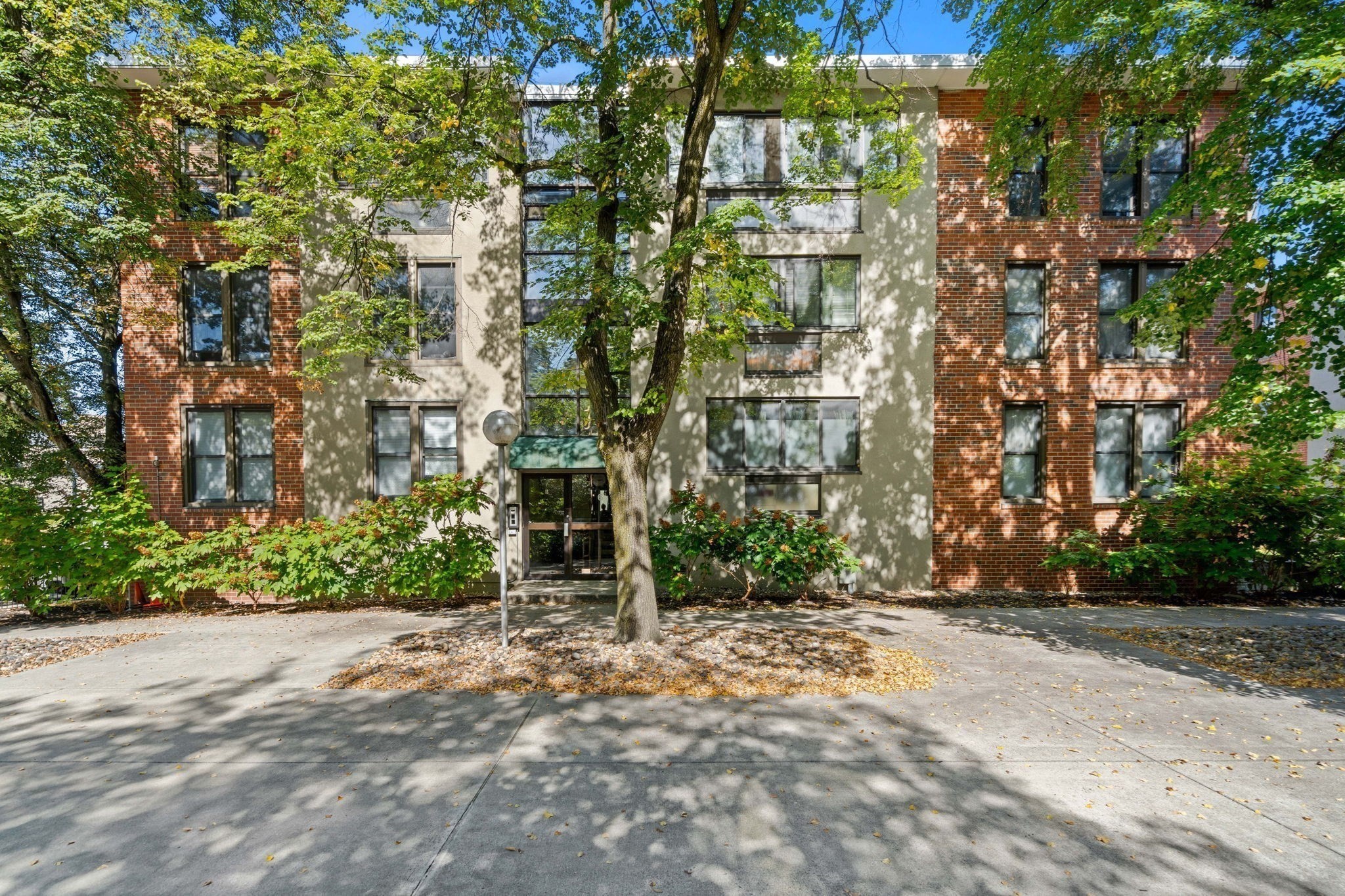 6 Juniper St Unit 16, Brookline, MA 02445 - Image 13