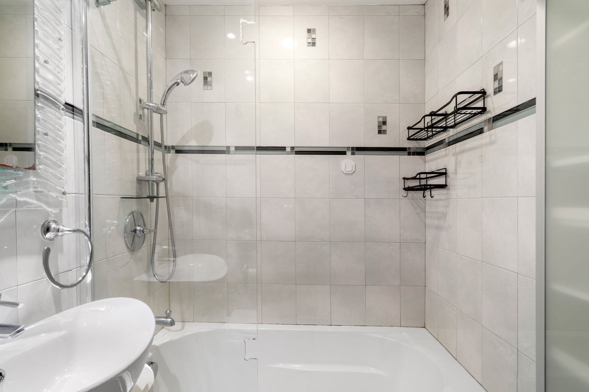 6 Juniper St Unit 16, Brookline, MA 02445 - Image 10