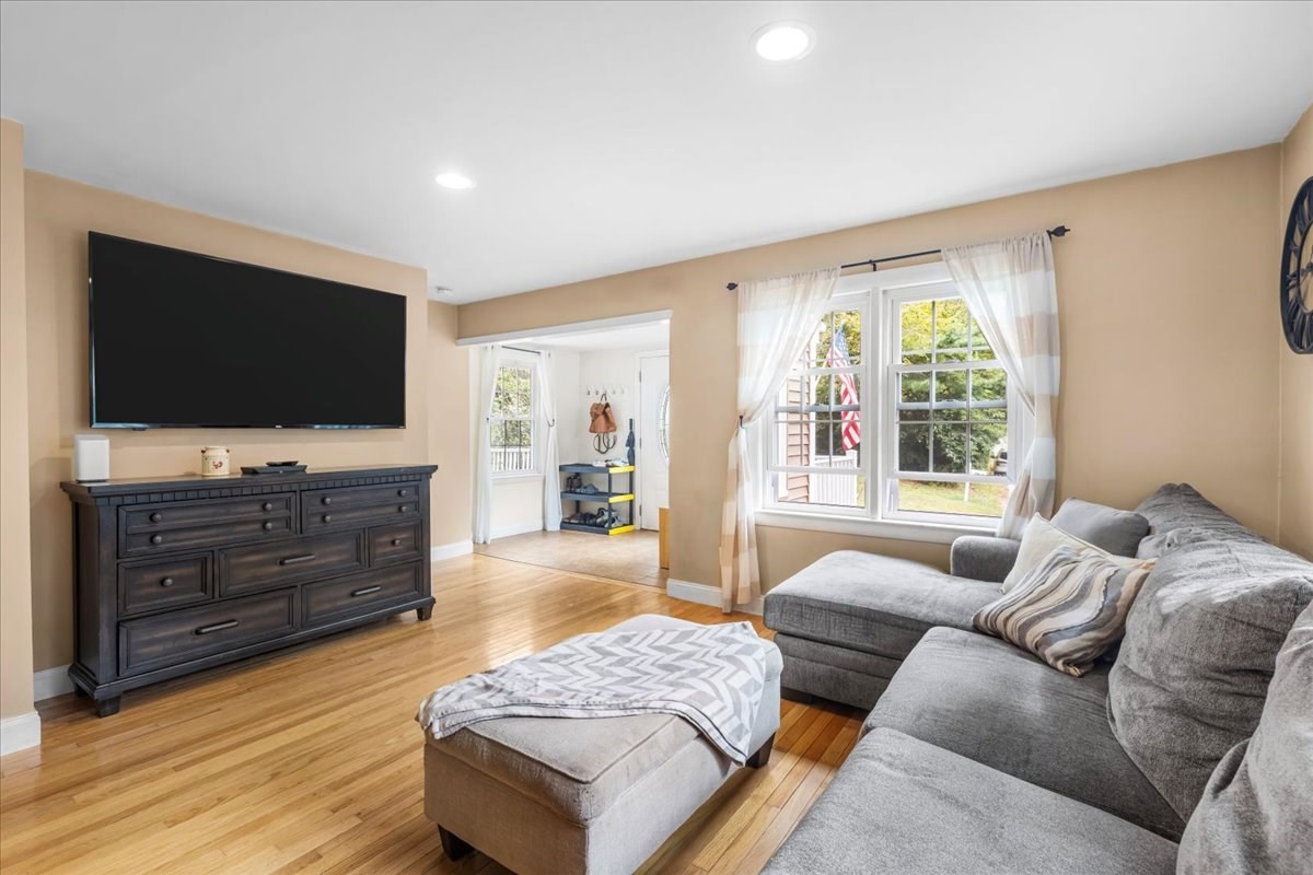 20 Cooks Lane, Bellingham, MA 02019 - Image 6