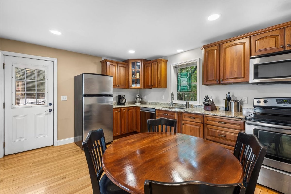 20 Cooks Lane, Bellingham, MA 02019 - Image 10