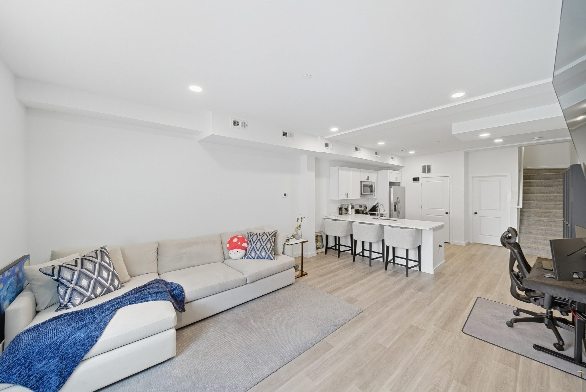 50 Frankfort Street Unit 6, Fitchburg, MA 01420 - Image 8