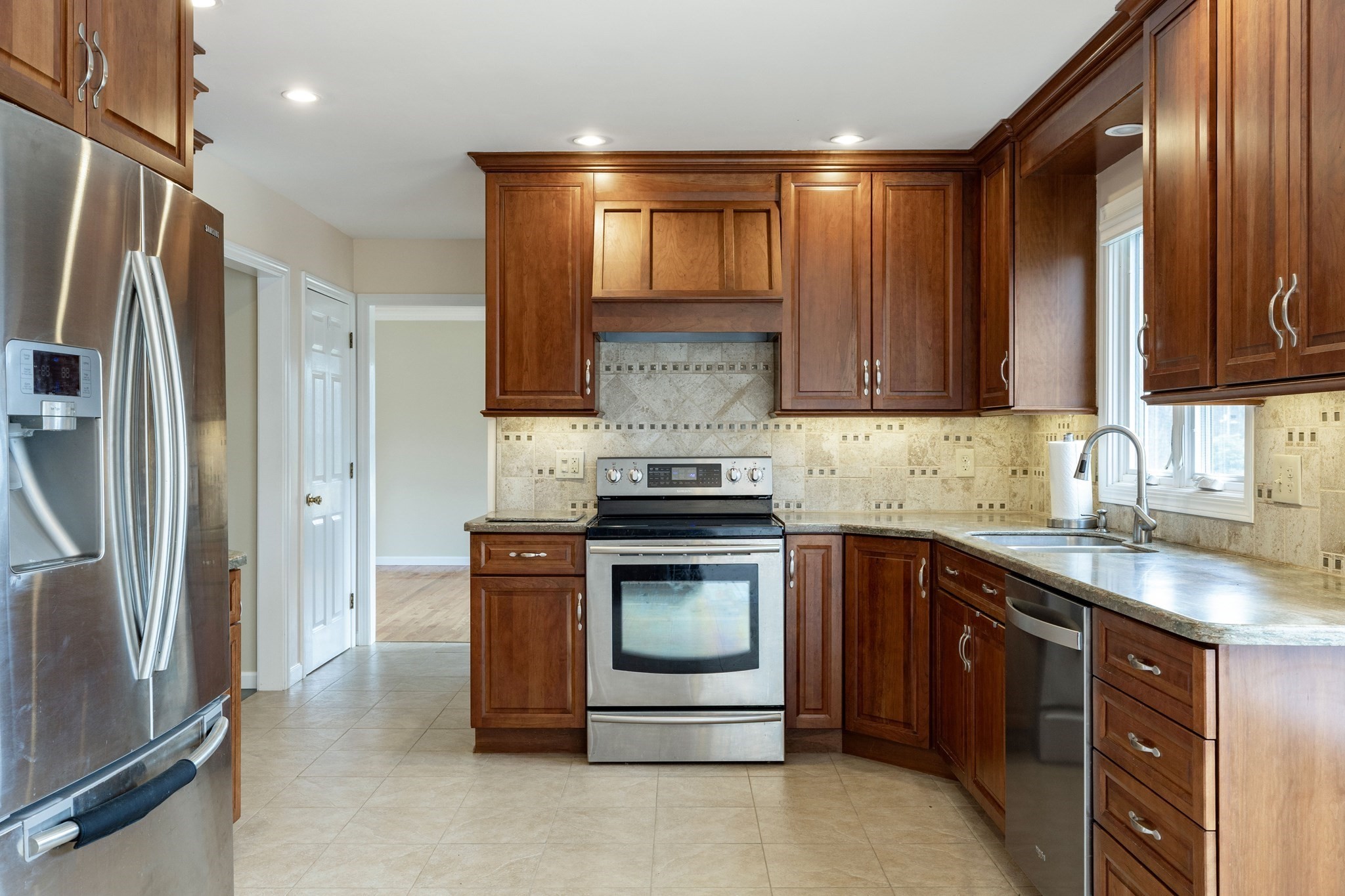 20 Bondsville Rd, Ludlow, MA 01056 - Image 4