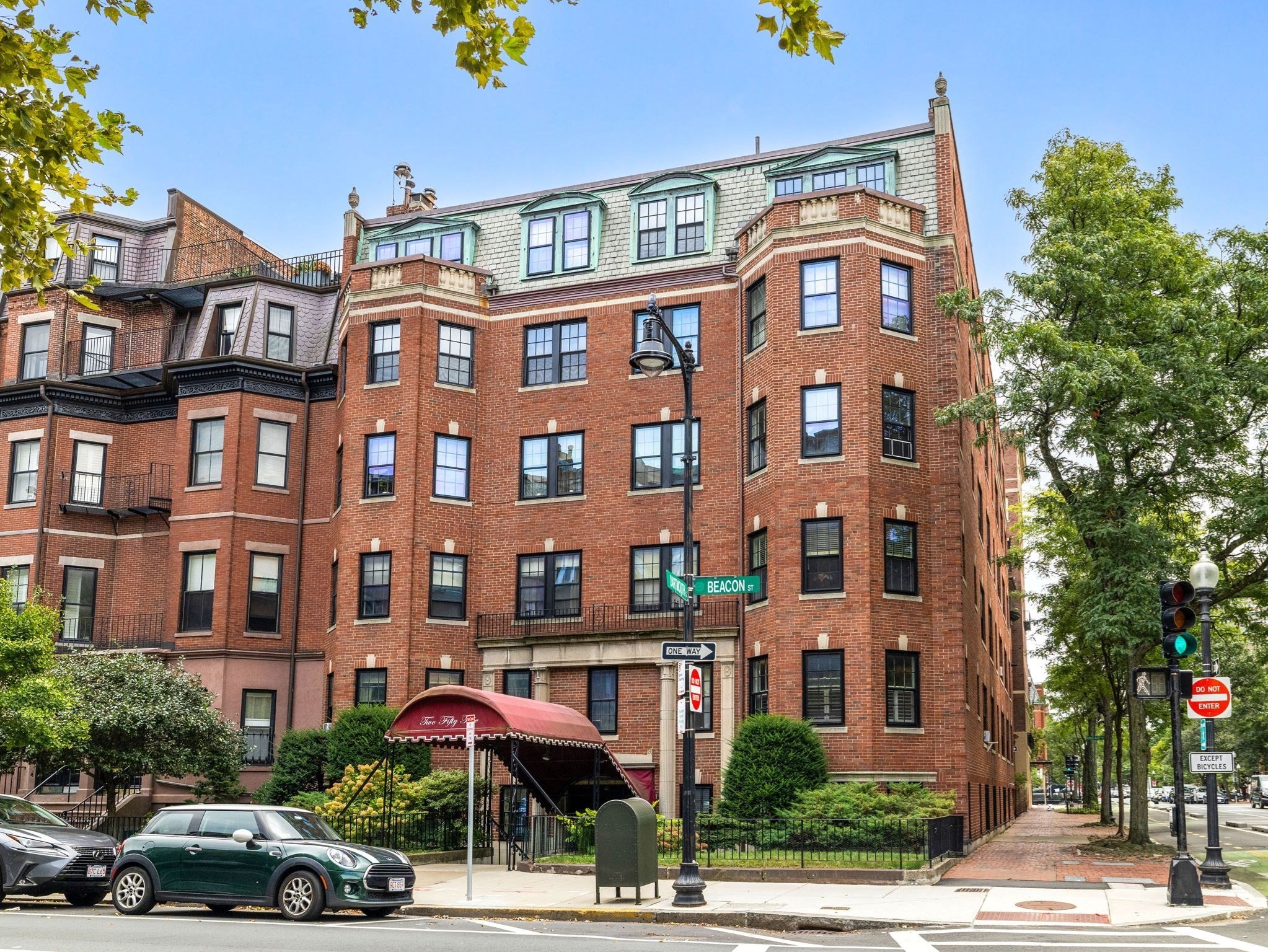 255 Beacon Unit 53, Back Bay, Boston, MA 02116
