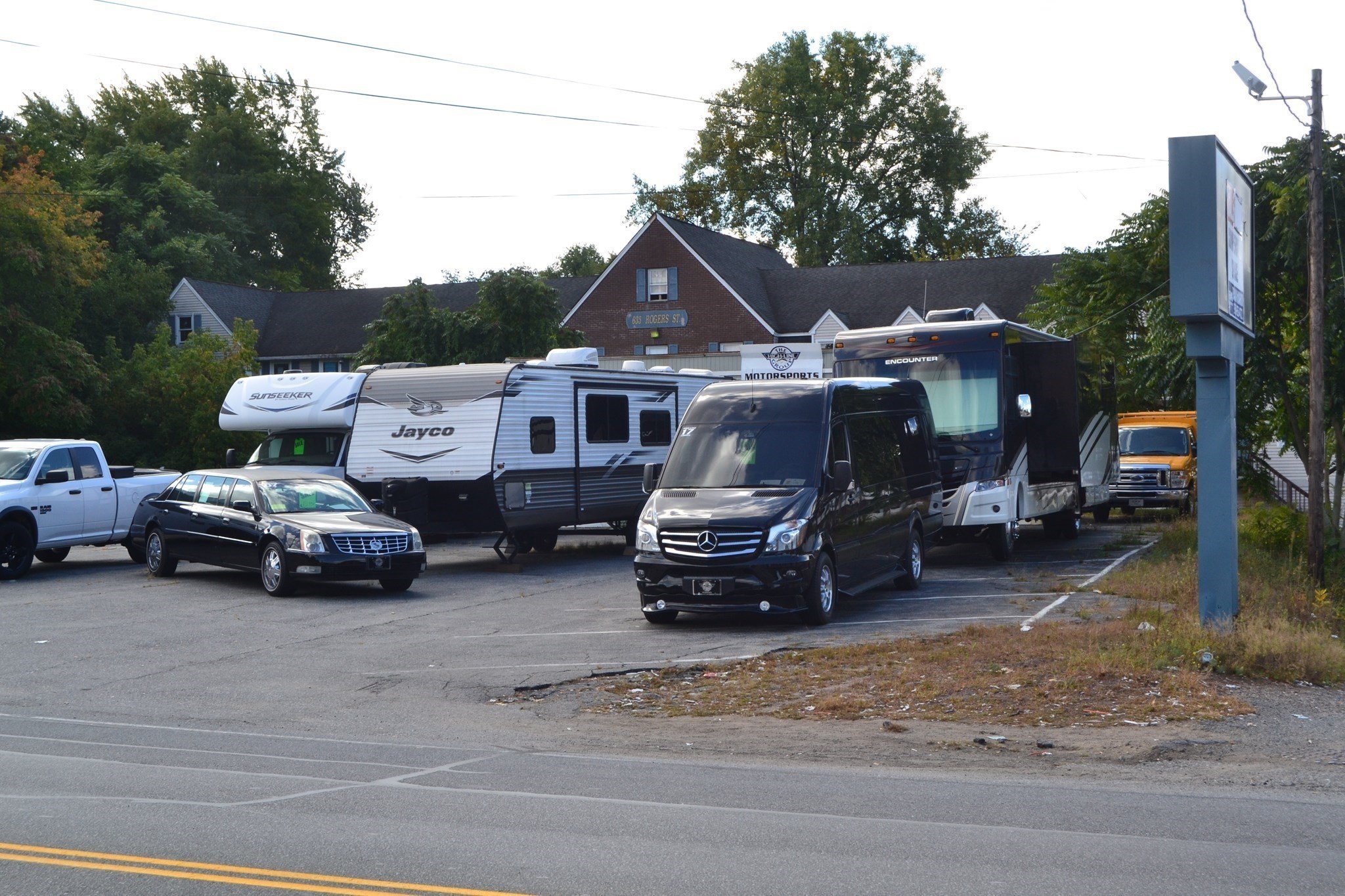 639 Rogers St, Lowell, MA 01852 - Image 18