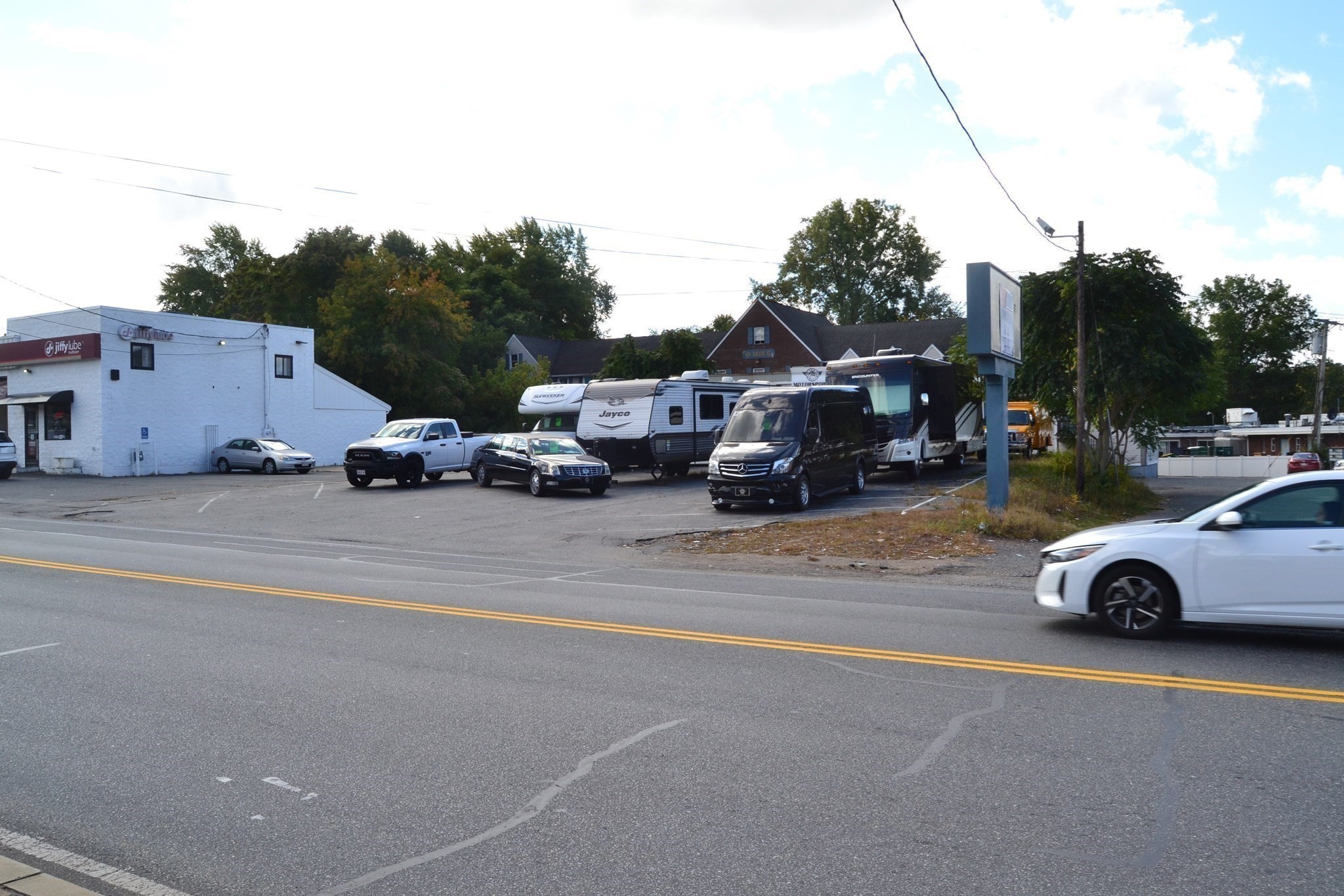 639 Rogers St, Lowell, MA 01852 - Image 19