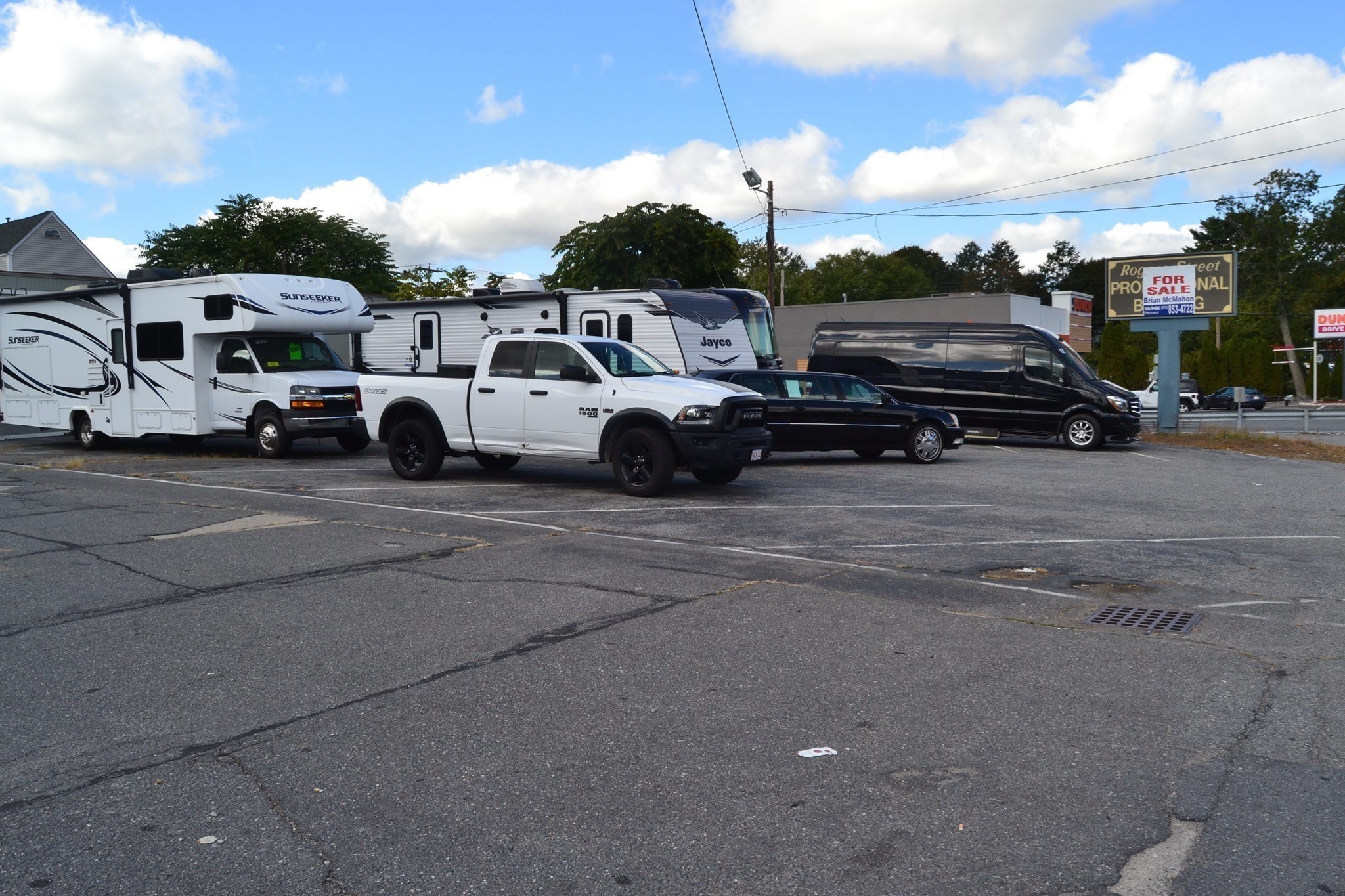 639 Rogers St, Lowell, MA 01852 - Image 20