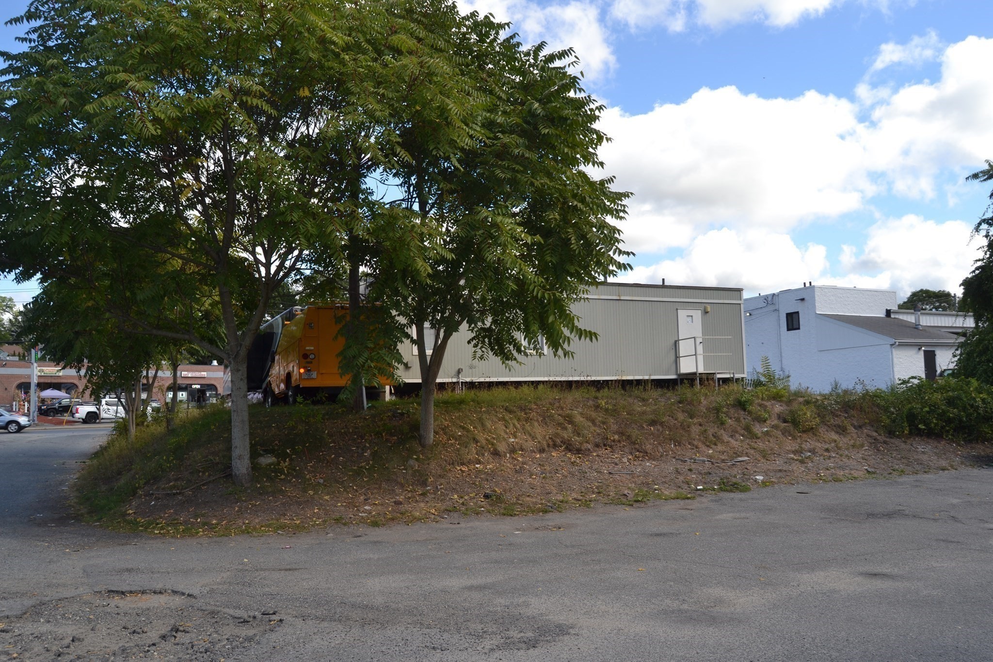 639 Rogers St, Lowell, MA 01852 - Image 10