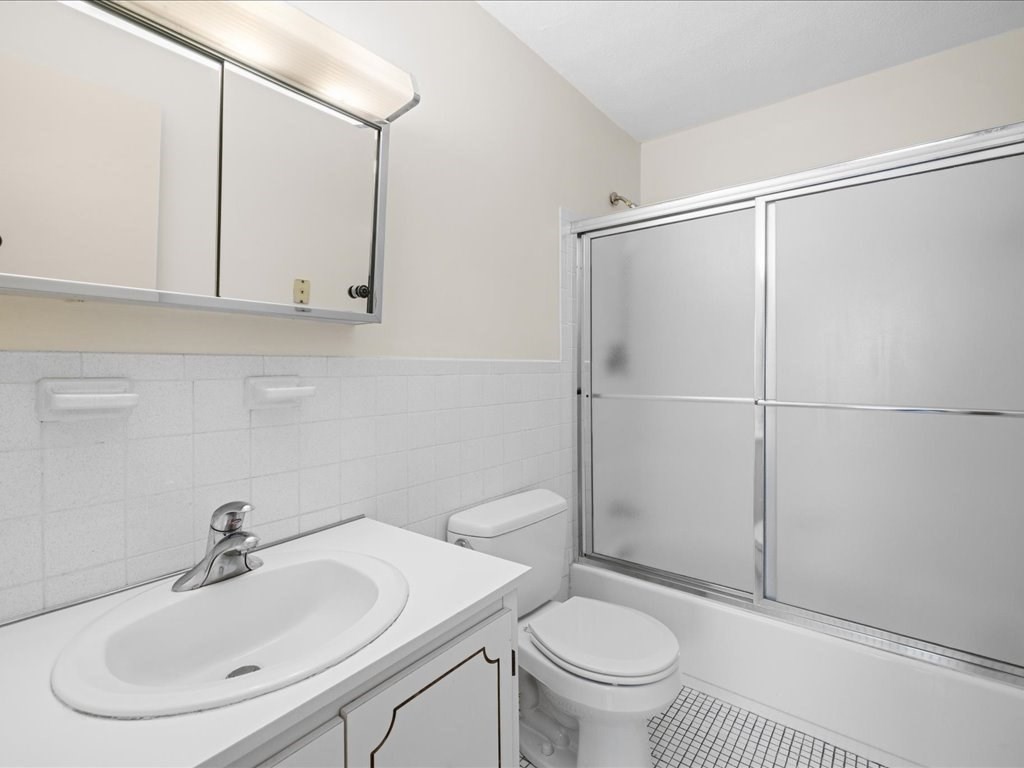 611 Watertown St Unit 14, Newton, MA 02460 - Image 7