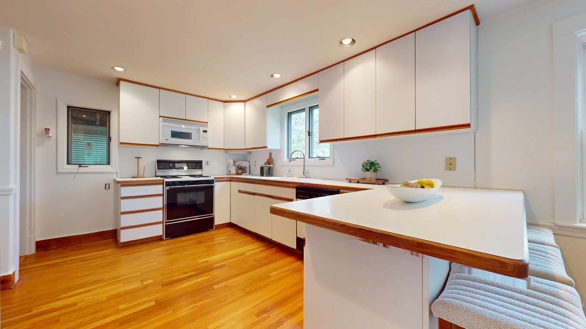 125 Oakdale Rd, Newton, MA 02461 - Image 11