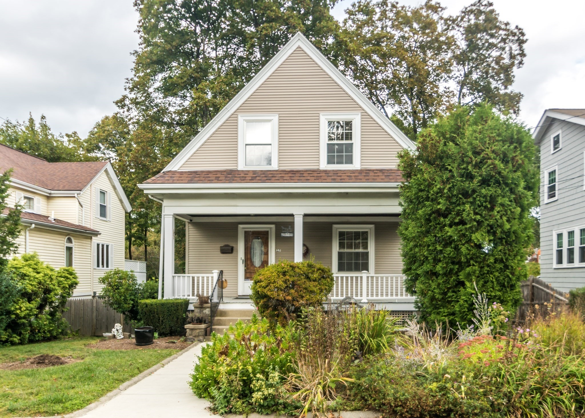 37 Summit Street, Waltham, MA 02451