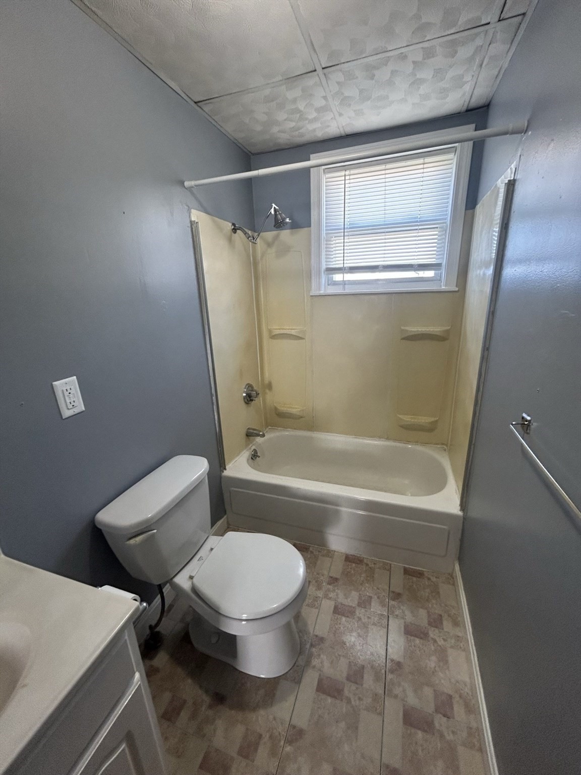 33 Malvey Street, Fall River, MA 02720 - Image 11