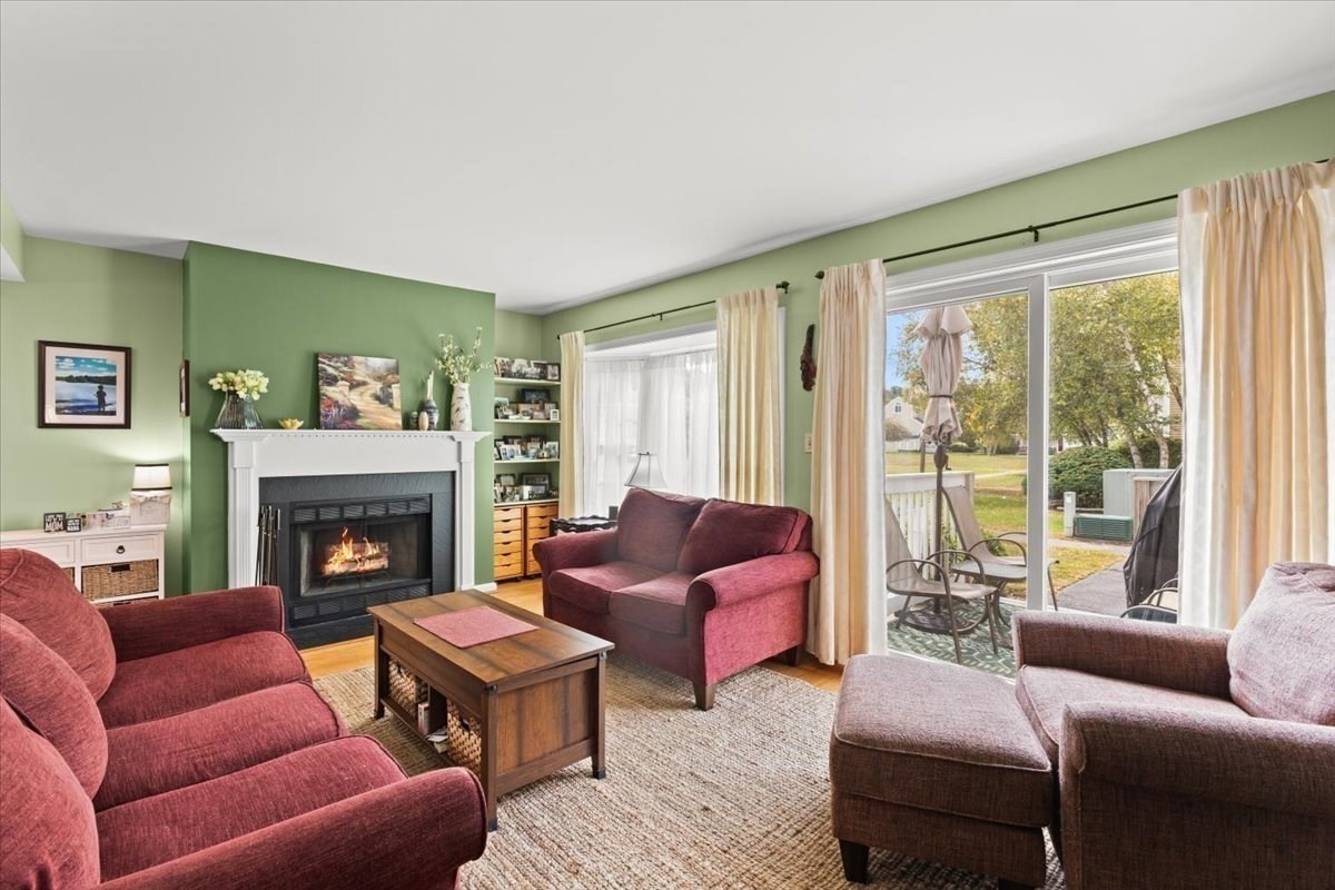 1301 Carriage Ln Unit 1301, Taunton, MA 02780 - Image 12