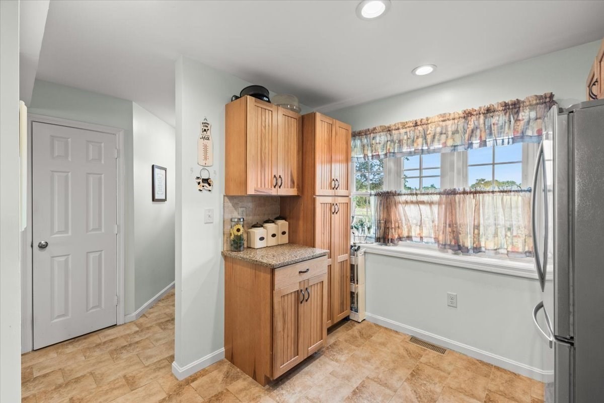 1301 Carriage Ln Unit 1301, Taunton, MA 02780 - Image 6