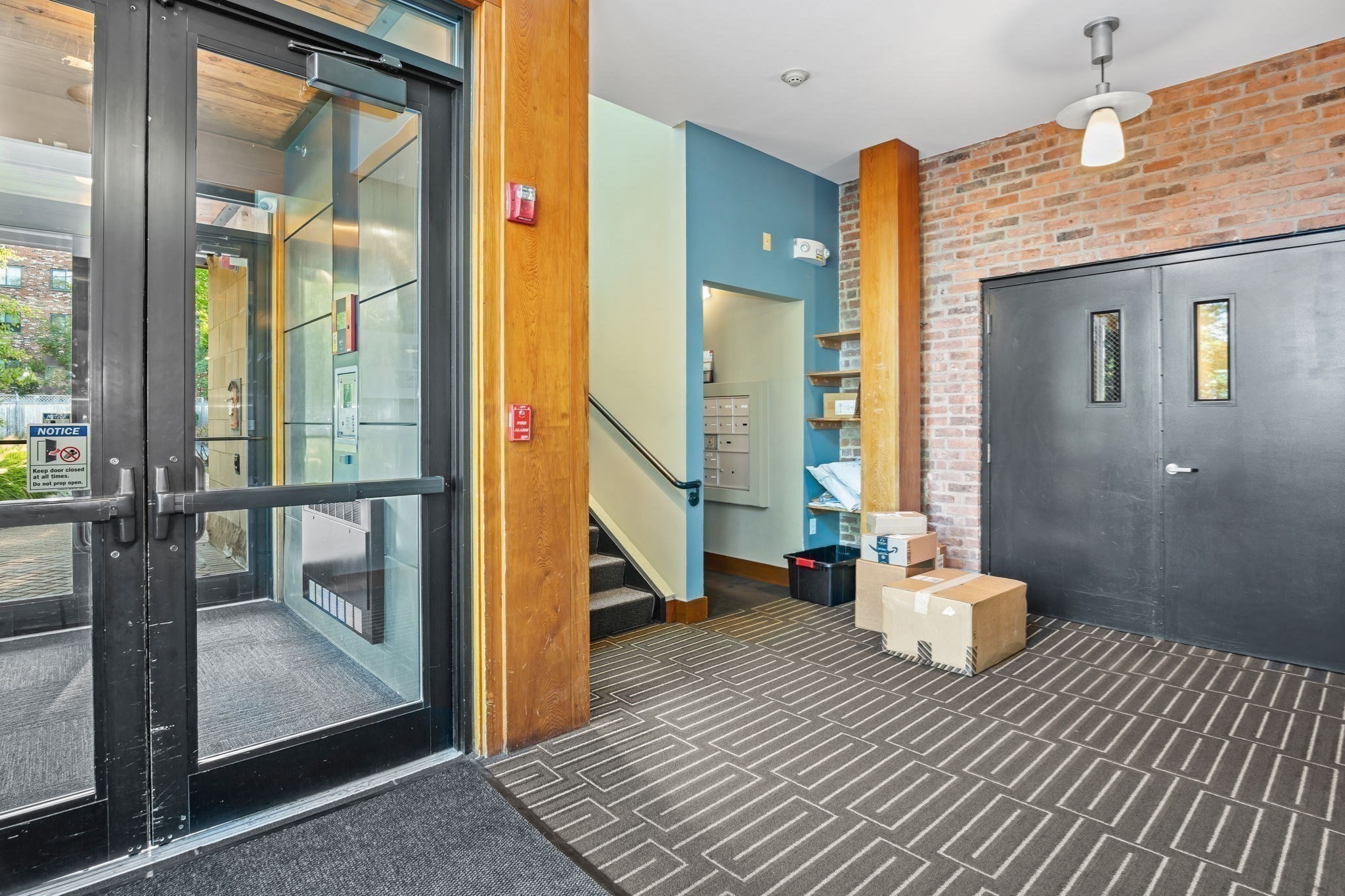 1 Aberdeen Way Unit 113, Cambridge, MA 02138 - Image 18