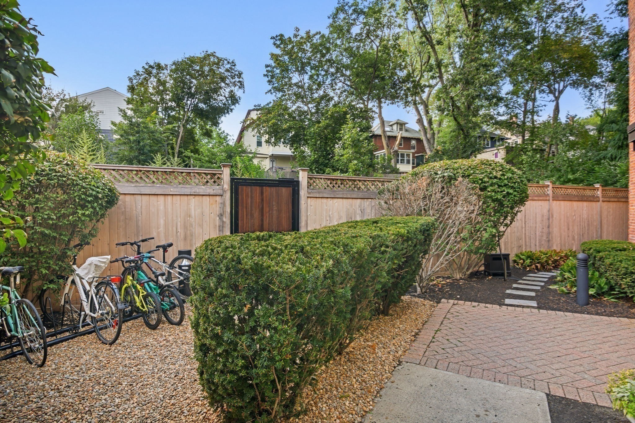 1 Aberdeen Way Unit 113, Cambridge, MA 02138 - Image 24