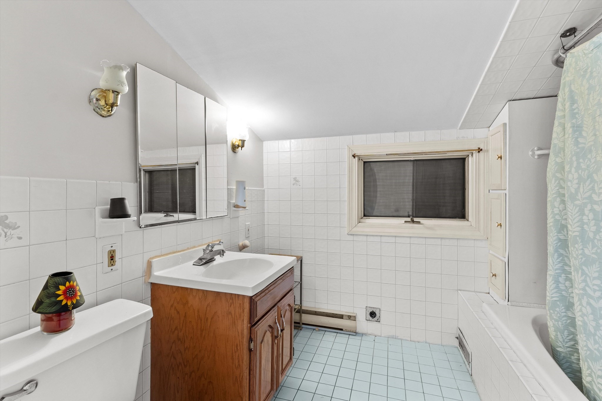 26 E Dexter Ave, Woburn, MA 01801 - Image 16