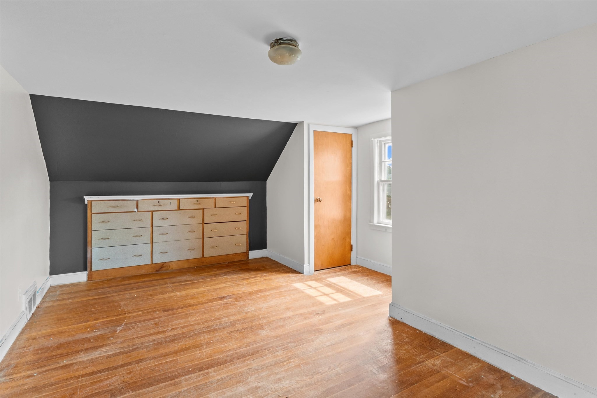 26 E Dexter Ave, Woburn, MA 01801 - Image 17
