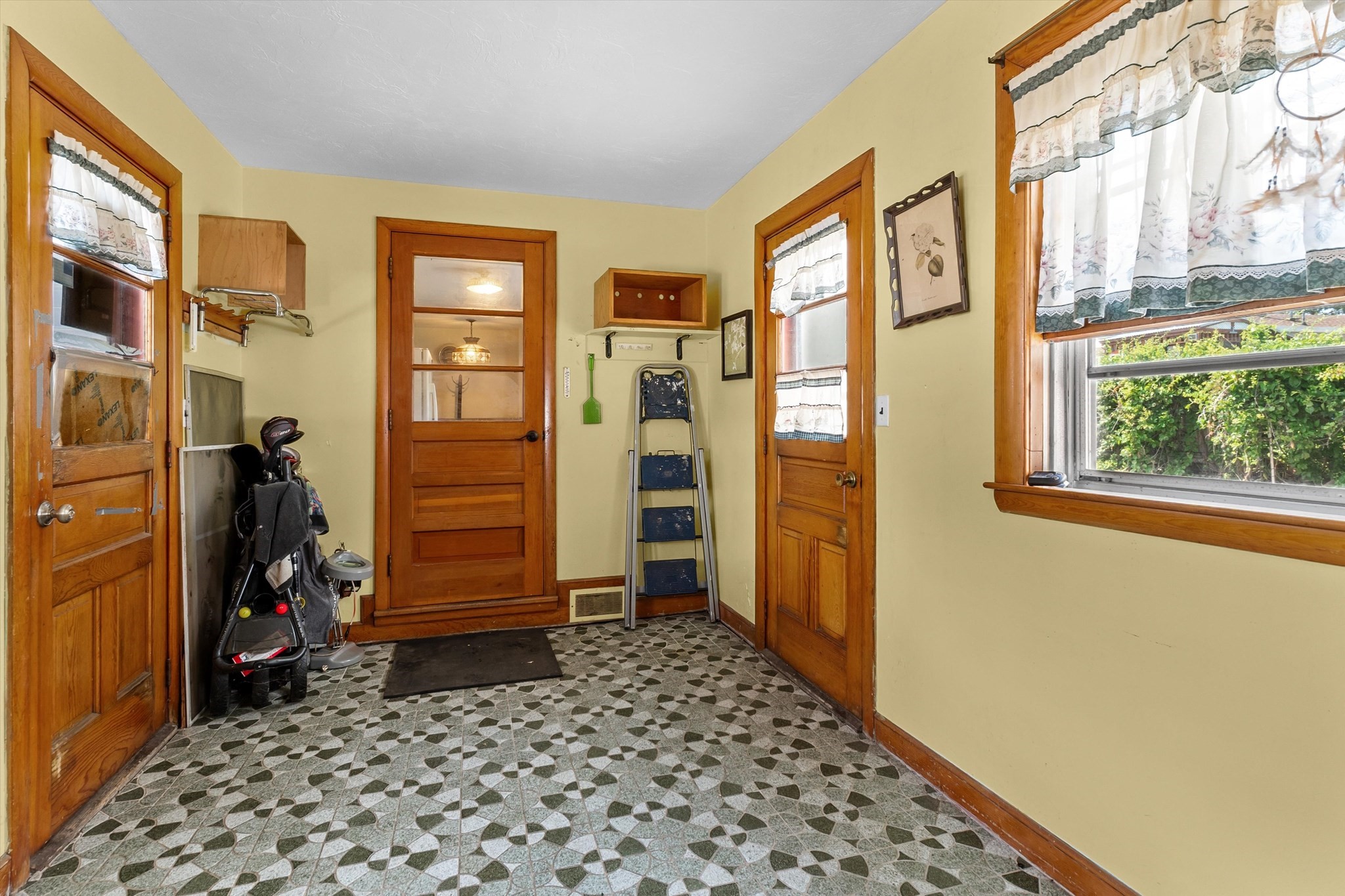 26 E Dexter Ave, Woburn, MA 01801 - Image 4