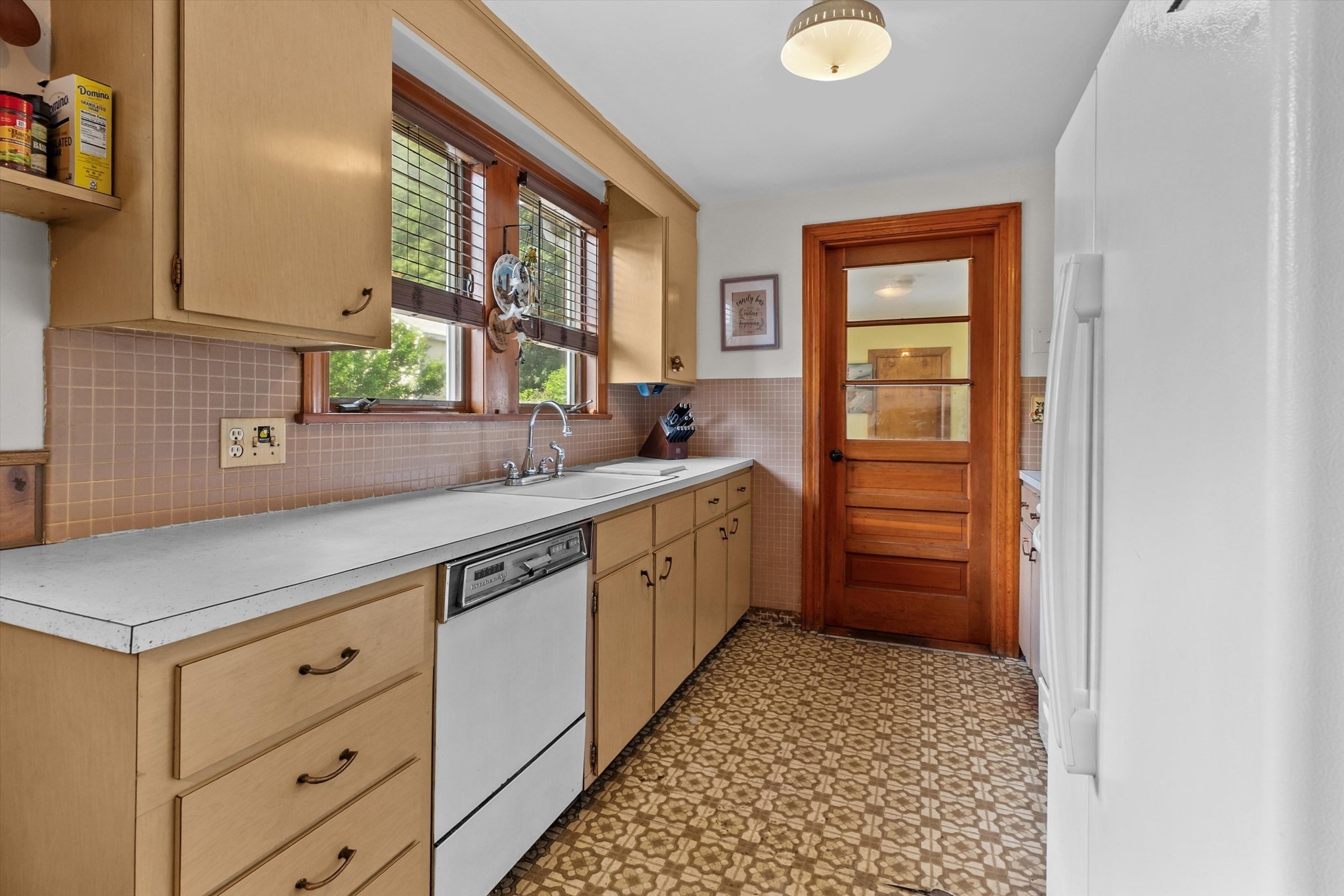 26 E Dexter Ave, Woburn, MA 01801 - Image 5