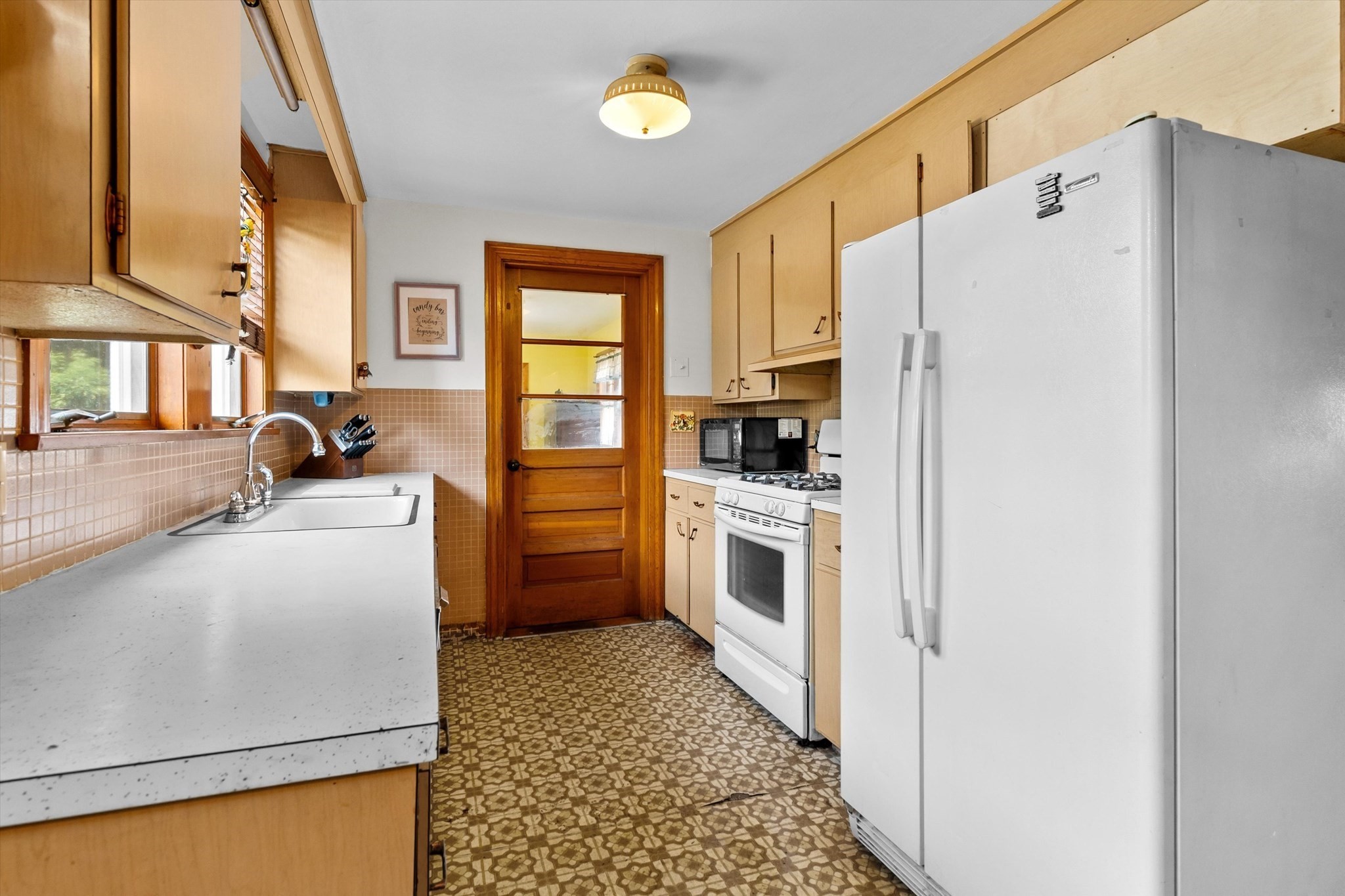 26 E Dexter Ave, Woburn, MA 01801 - Image 6