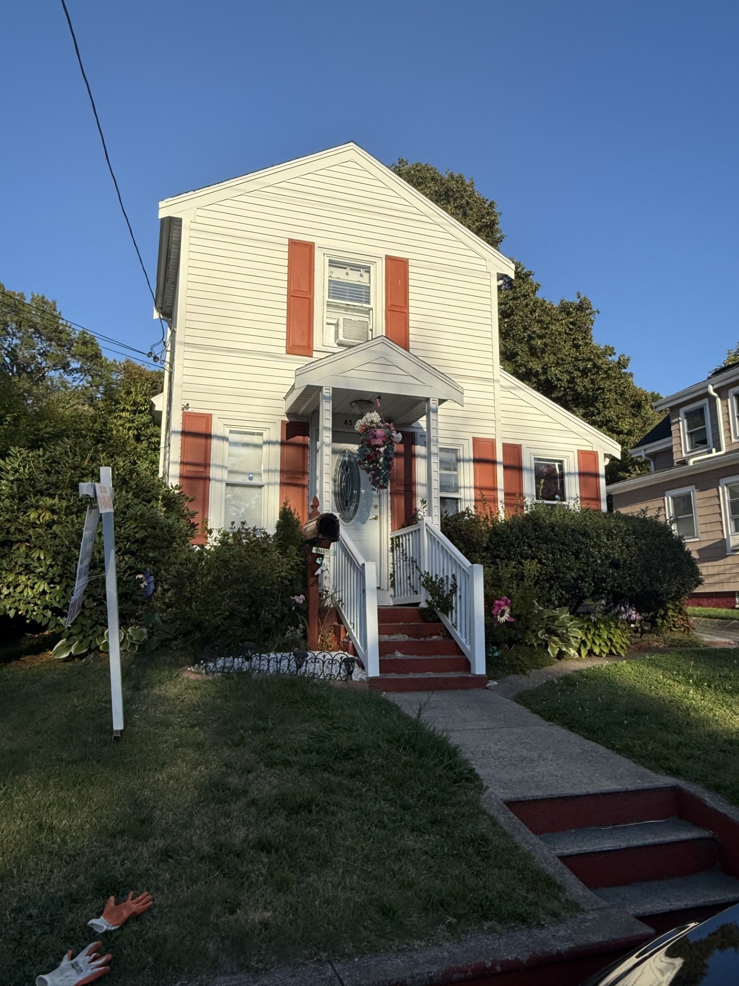 45 Cross St, Brockton, MA 02301