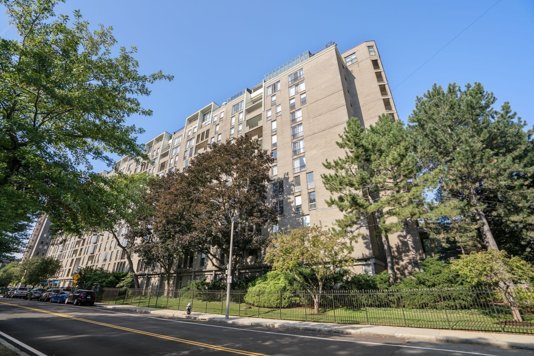 33 Pond Ave Unit 523, Brookline, MA 02445 - Image 29