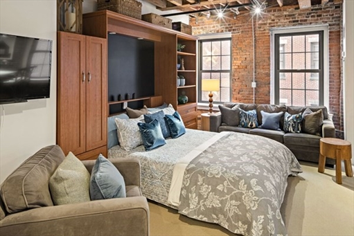 99-105 Broad, Apt 4F