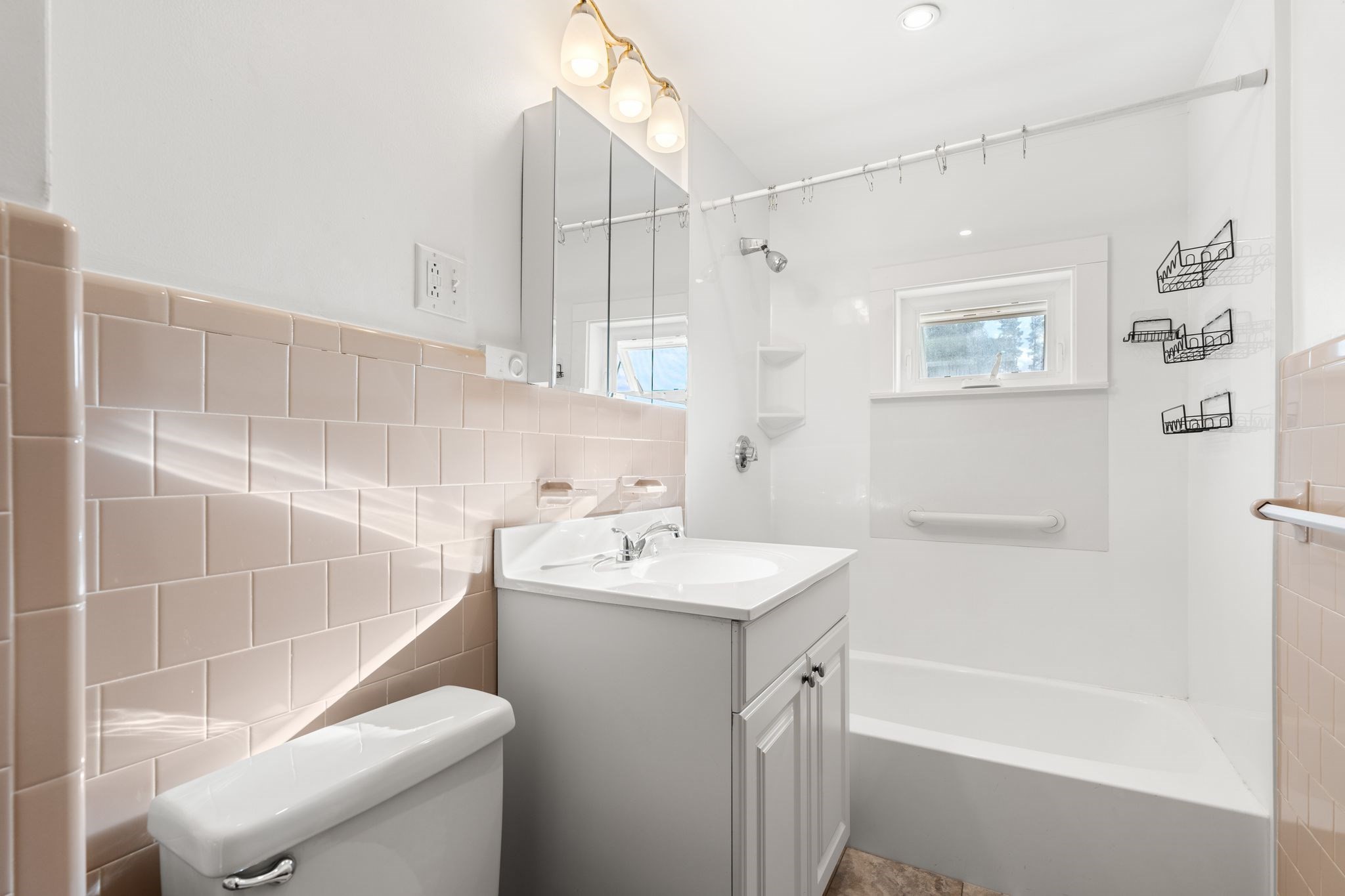 29 Broad Street Pl, Weymouth, MA 02188 - Image 24