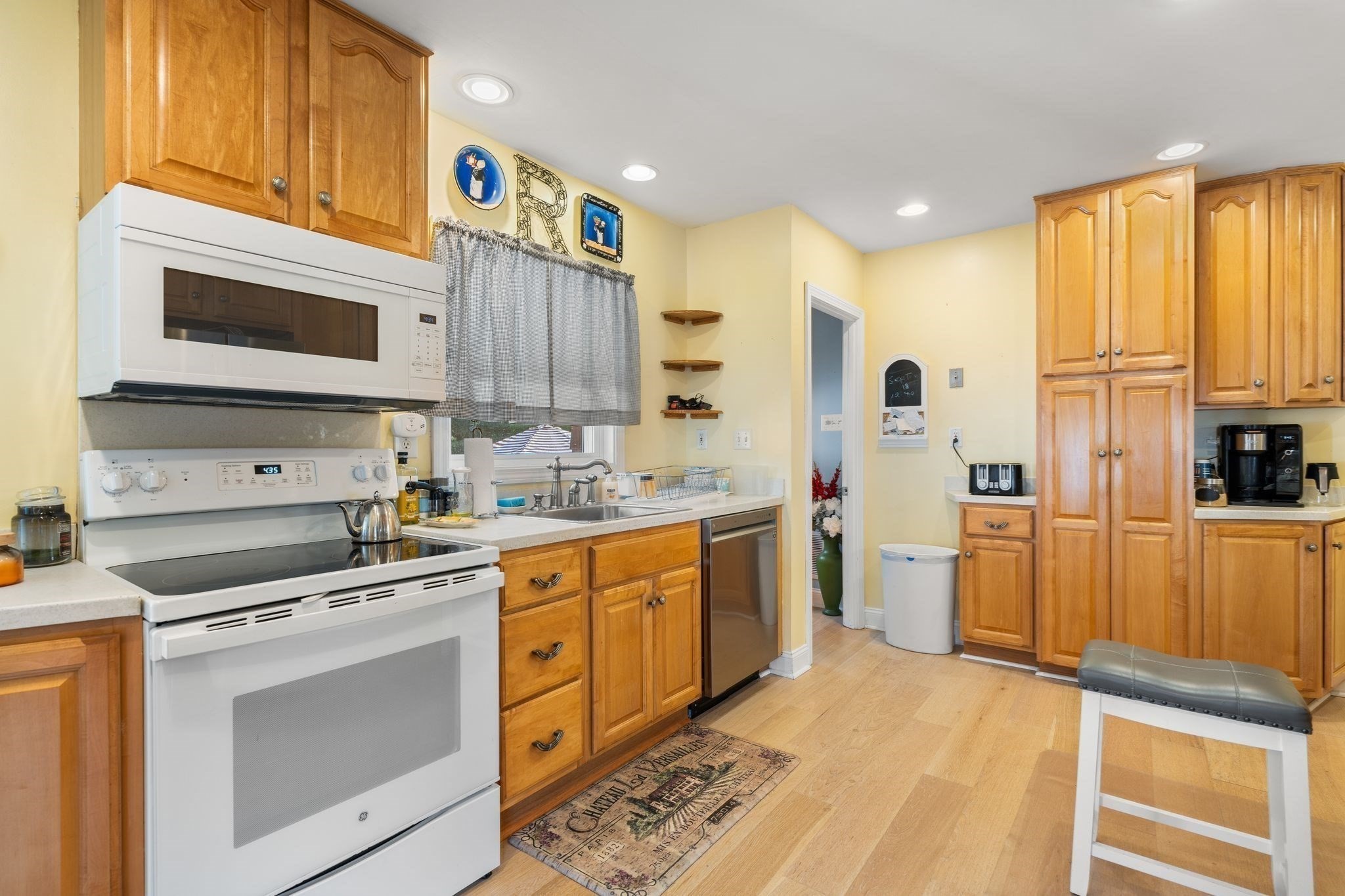 29 Broad Street Pl, Weymouth, MA 02188 - Image 10