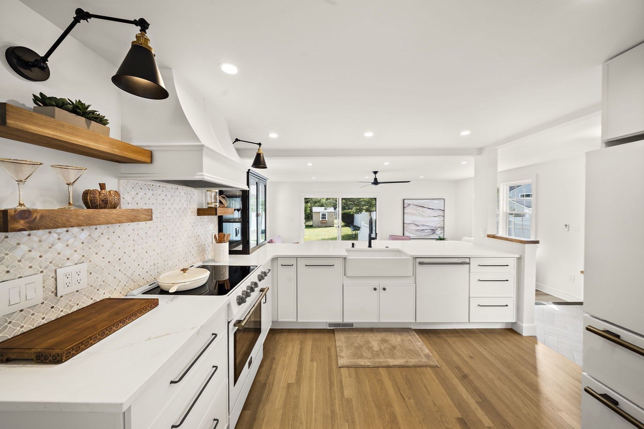 5 Leroy Rd, Lexington, MA 02421