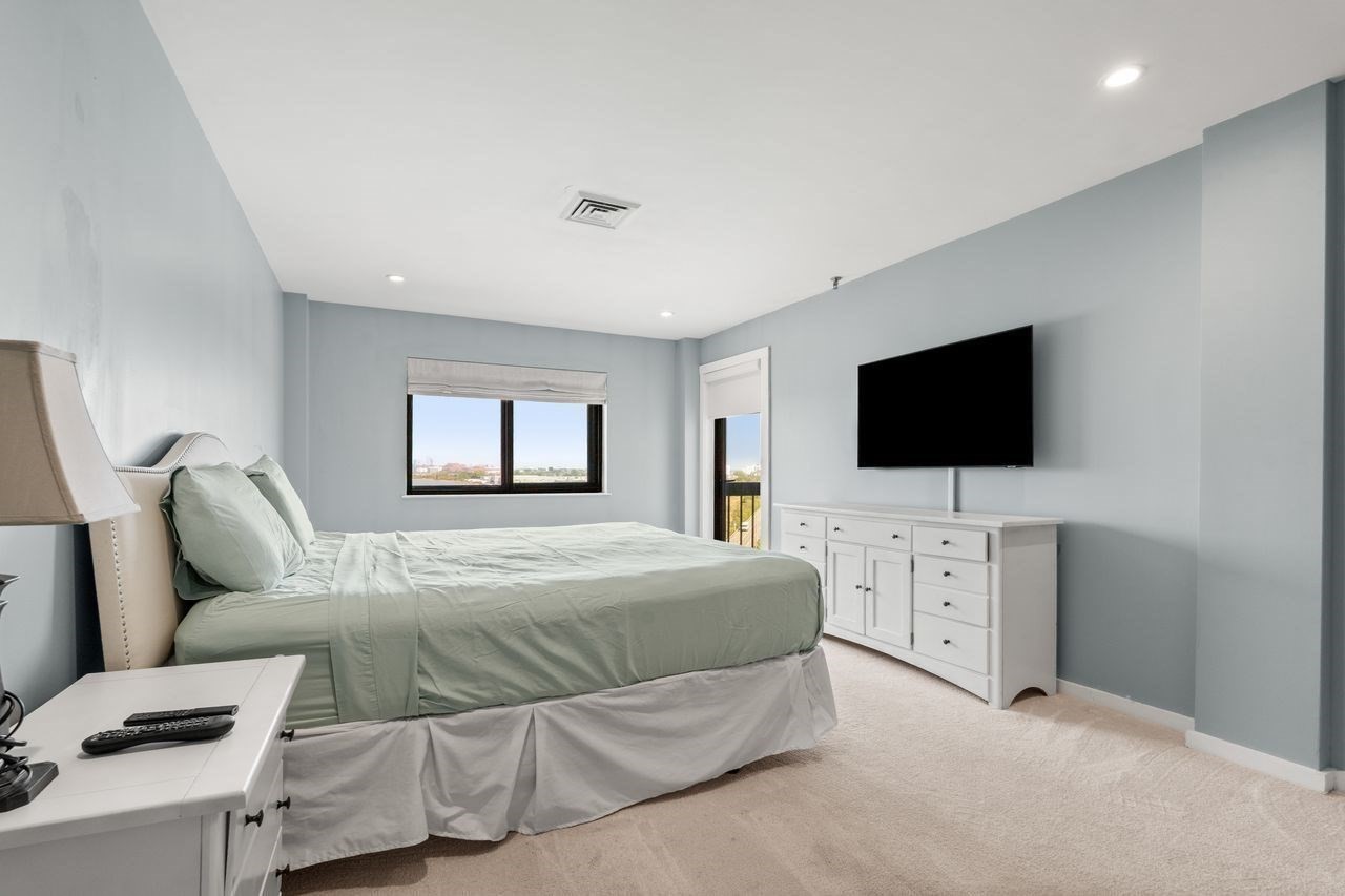 90 Quincy Shore Dr Unit 701, Quincy, MA 02171 - Image 12