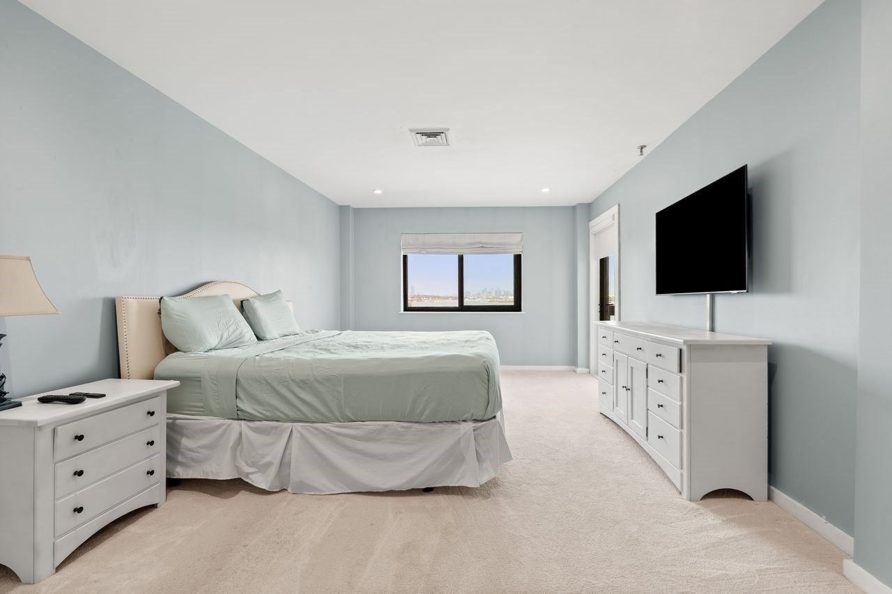 90 Quincy Shore Dr Unit 701, Quincy, MA 02171 - Image 18