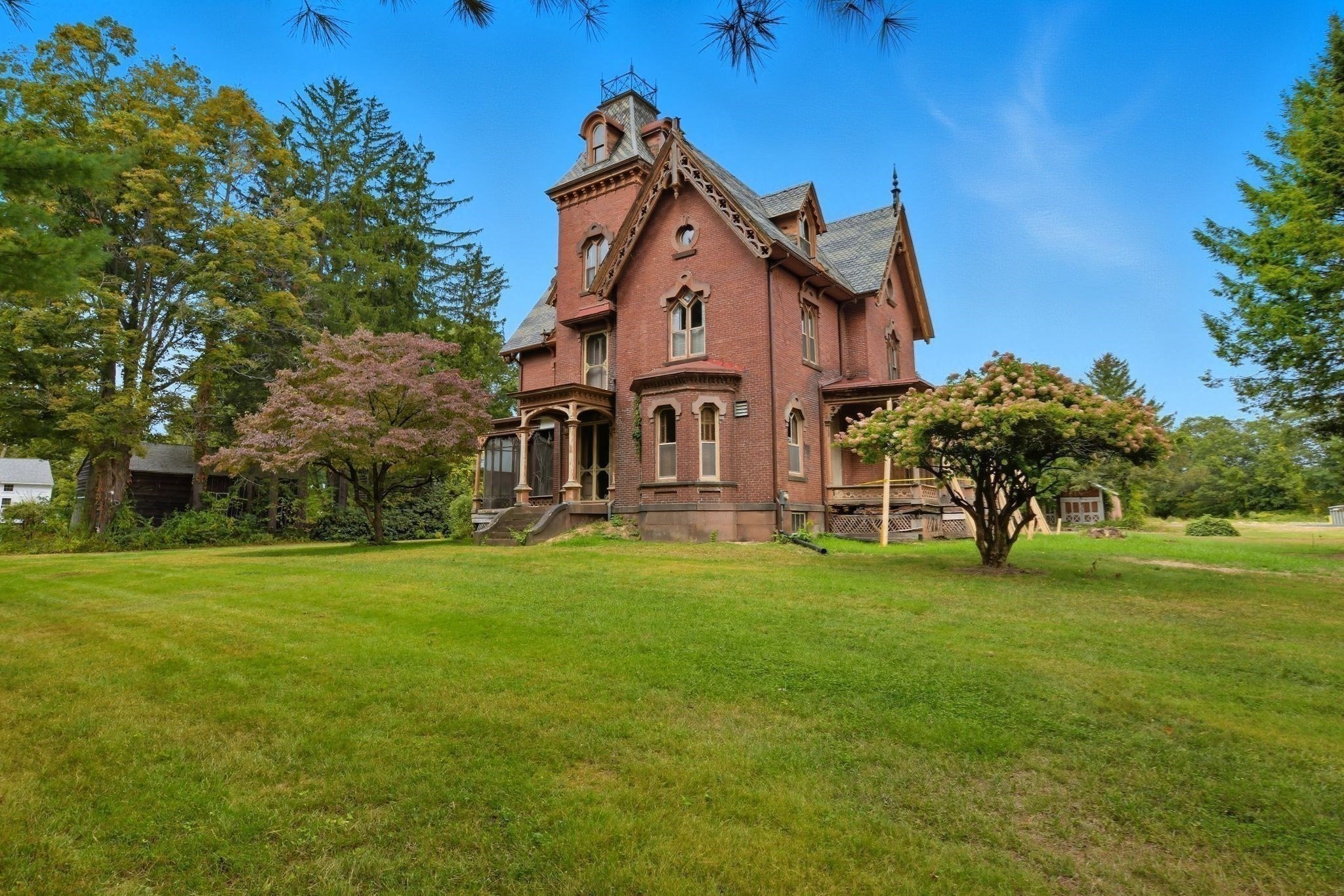 18 Elm St, Hatfield, MA 01038 - Image 2