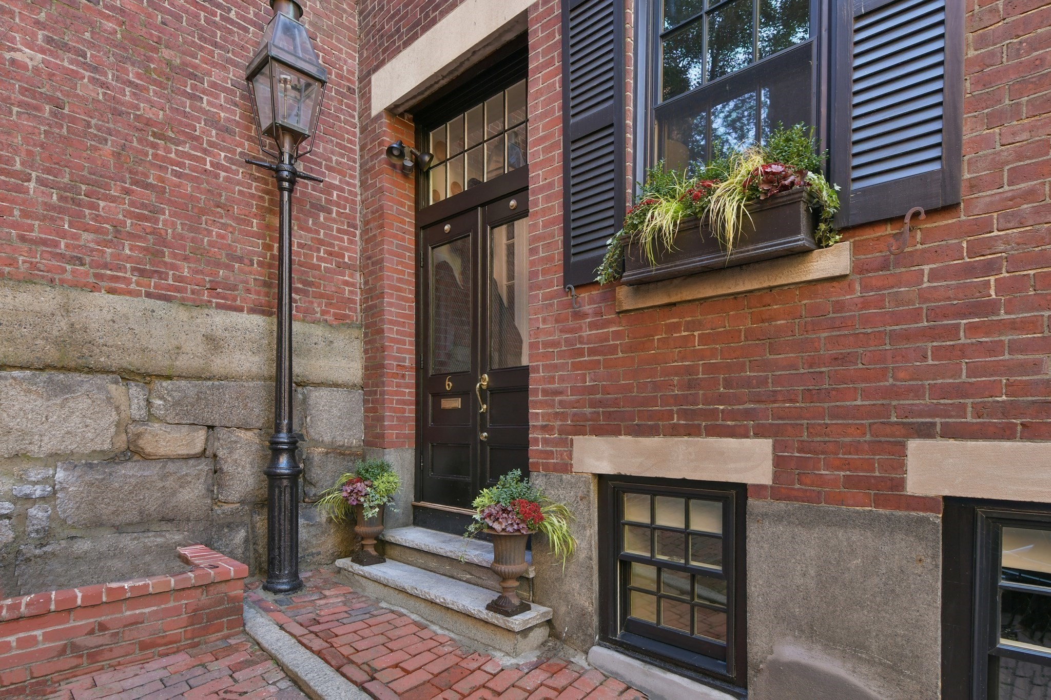 6 Strong Pl, Beacon Hill, Boston, MA 02114 - Image 2