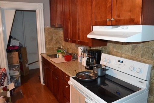 34 Chestnut Street, Apt 2