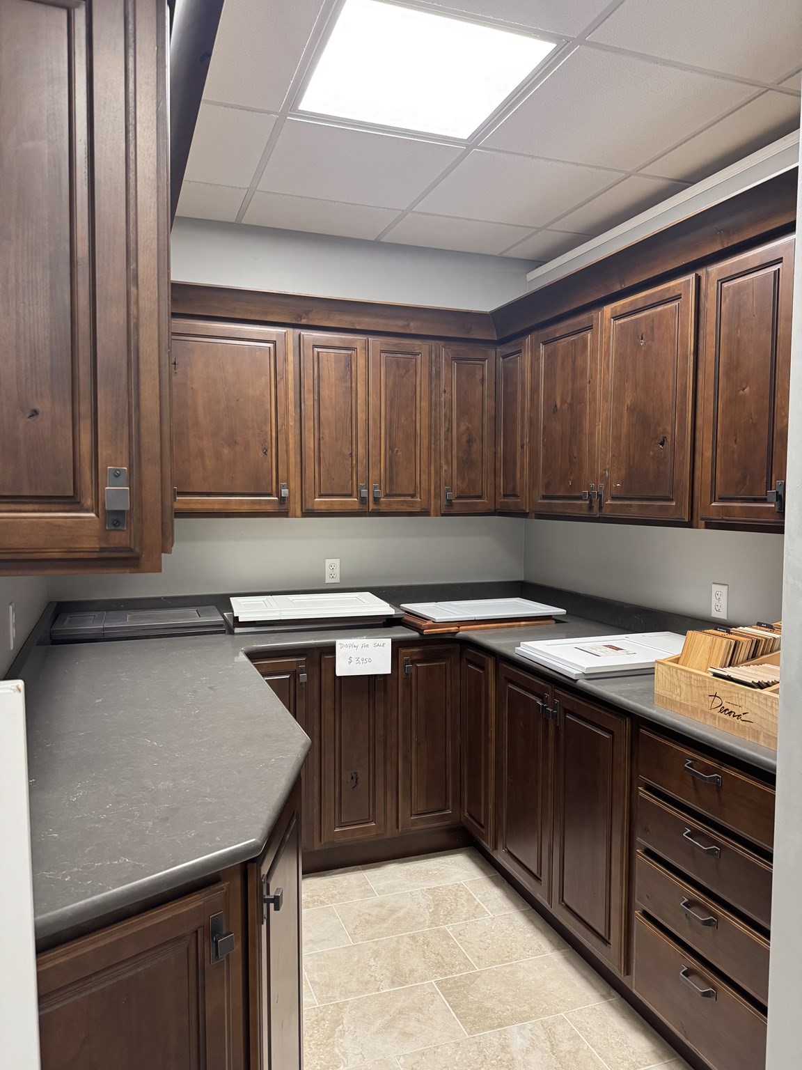 2307 Acushnet Ave, New Bedford, MA 02745 - Image 12