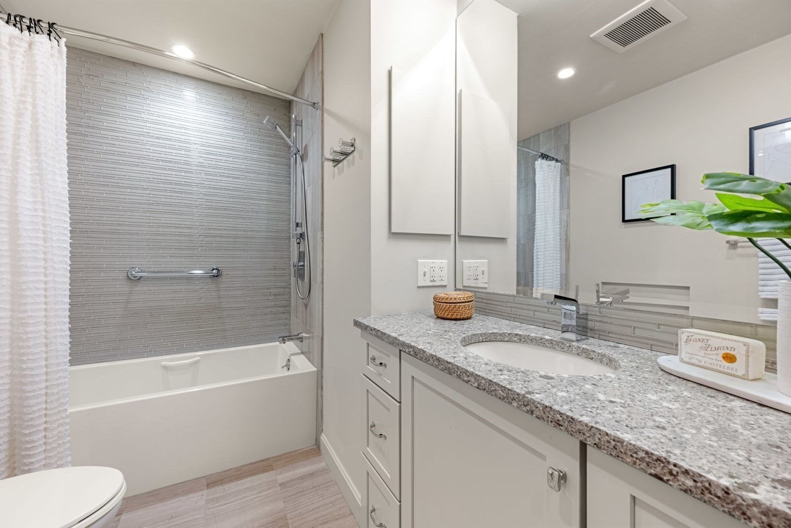 12 Concord Sq. Unit 1, South End, Boston, MA 02118 - Image 26