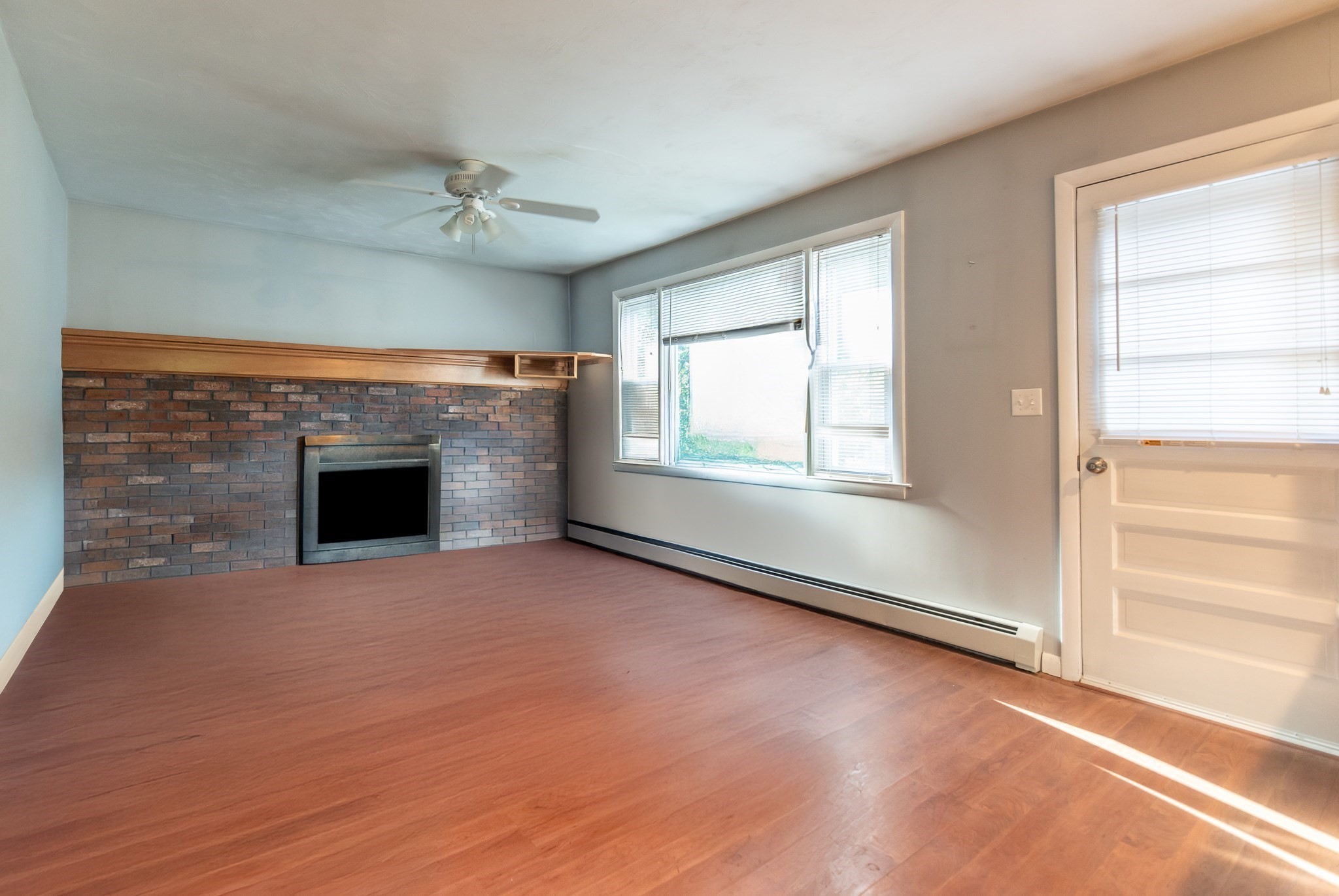 2 Raymond St, North Smithfield, RI 02896