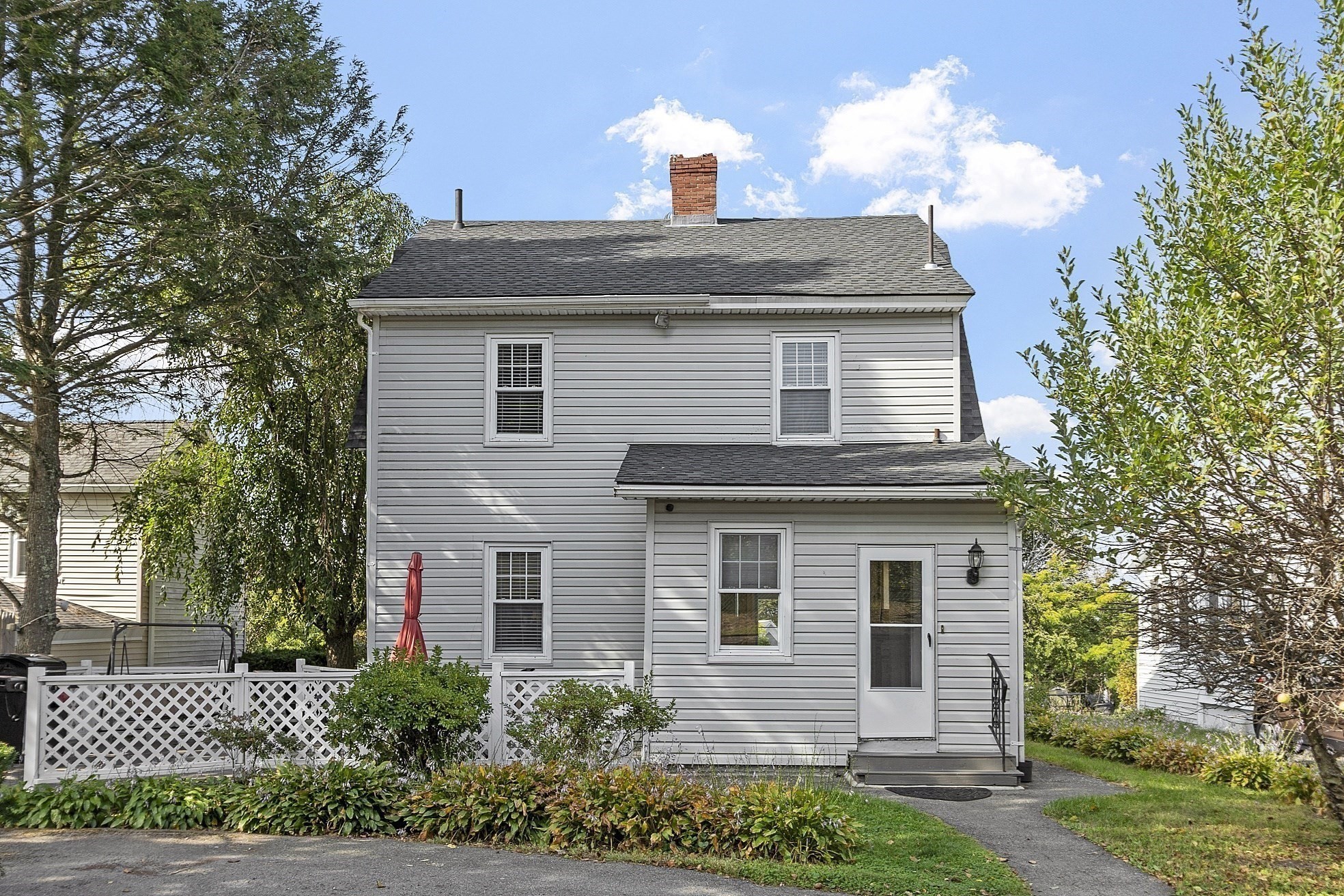 21 Vernon Street, Lowell, MA 01850 - Image 3