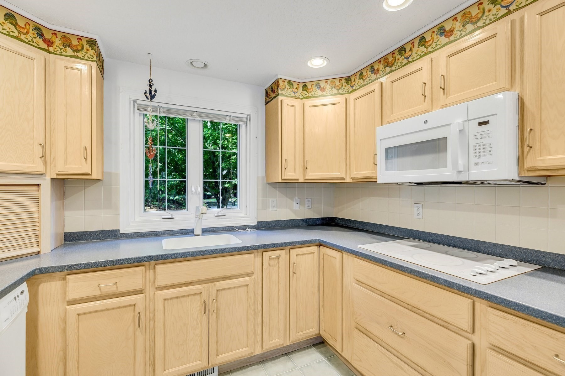 16 Warren Rd Unit 16, Yarmouth, MA 02675 - Image 6