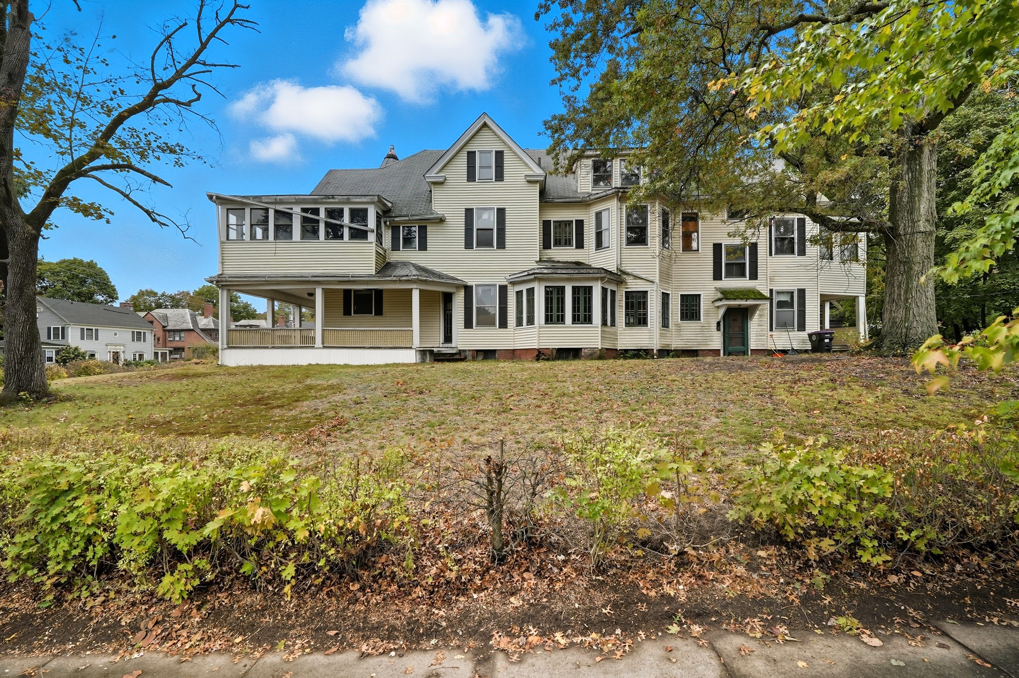 129 Morgan St, Holyoke, MA 01040 - Image 1