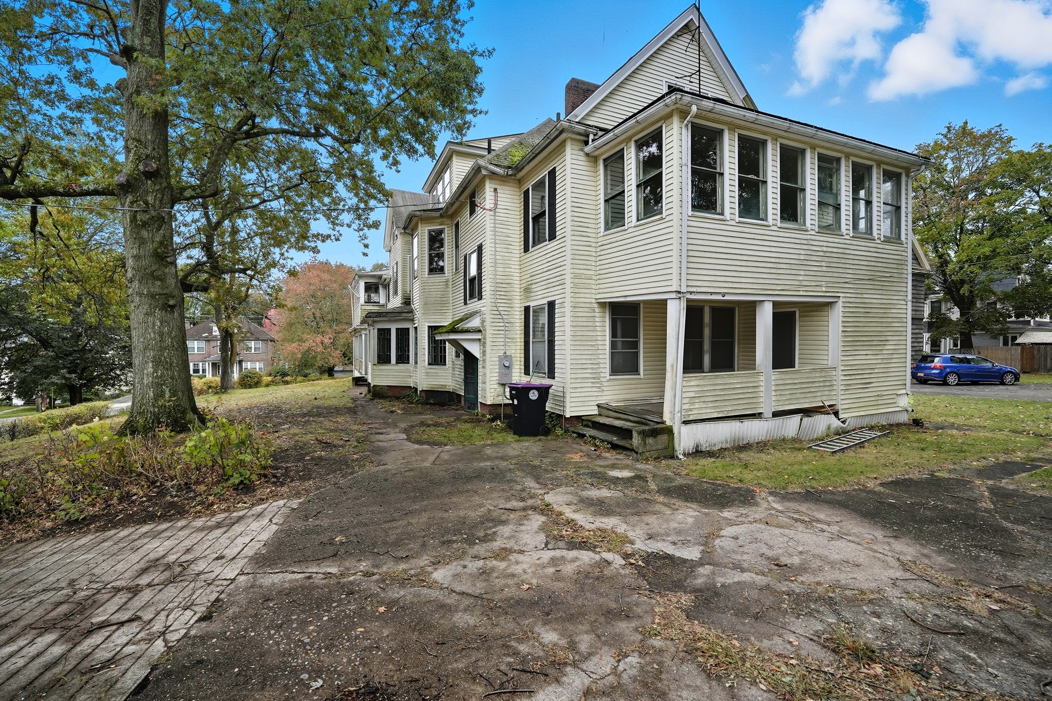 129 Morgan St, Holyoke, MA 01040 - Image 9