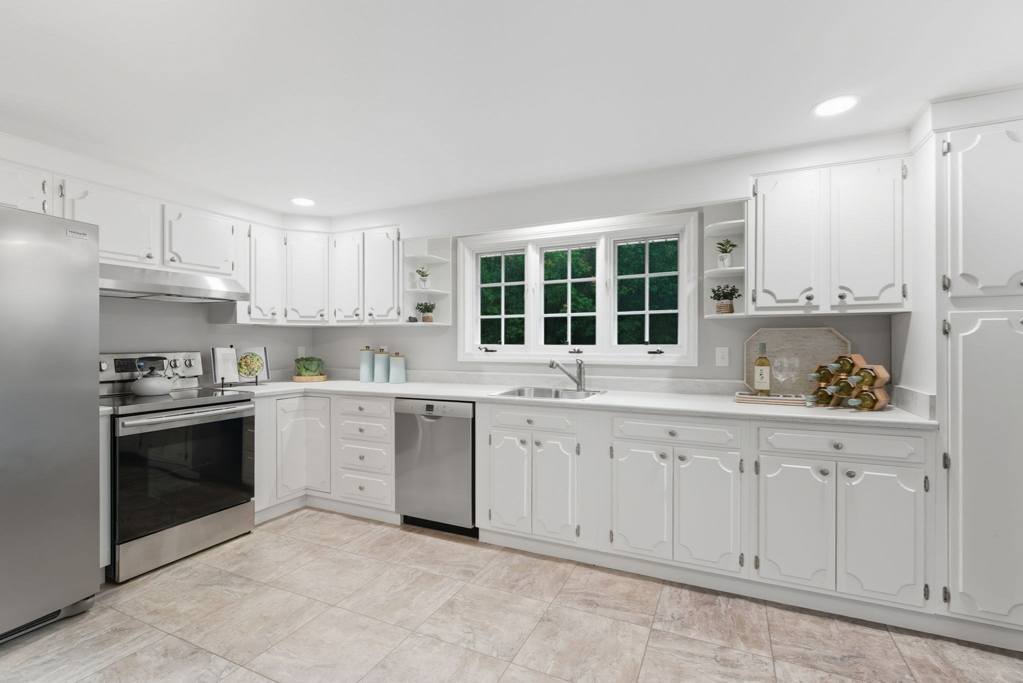 41 Essex St, Wenham, MA 01984 - Image 14