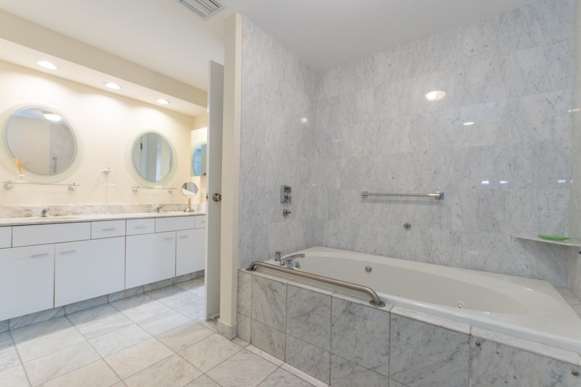 79 Florence St Unit 402S, Newton, MA 02467 - Image 12