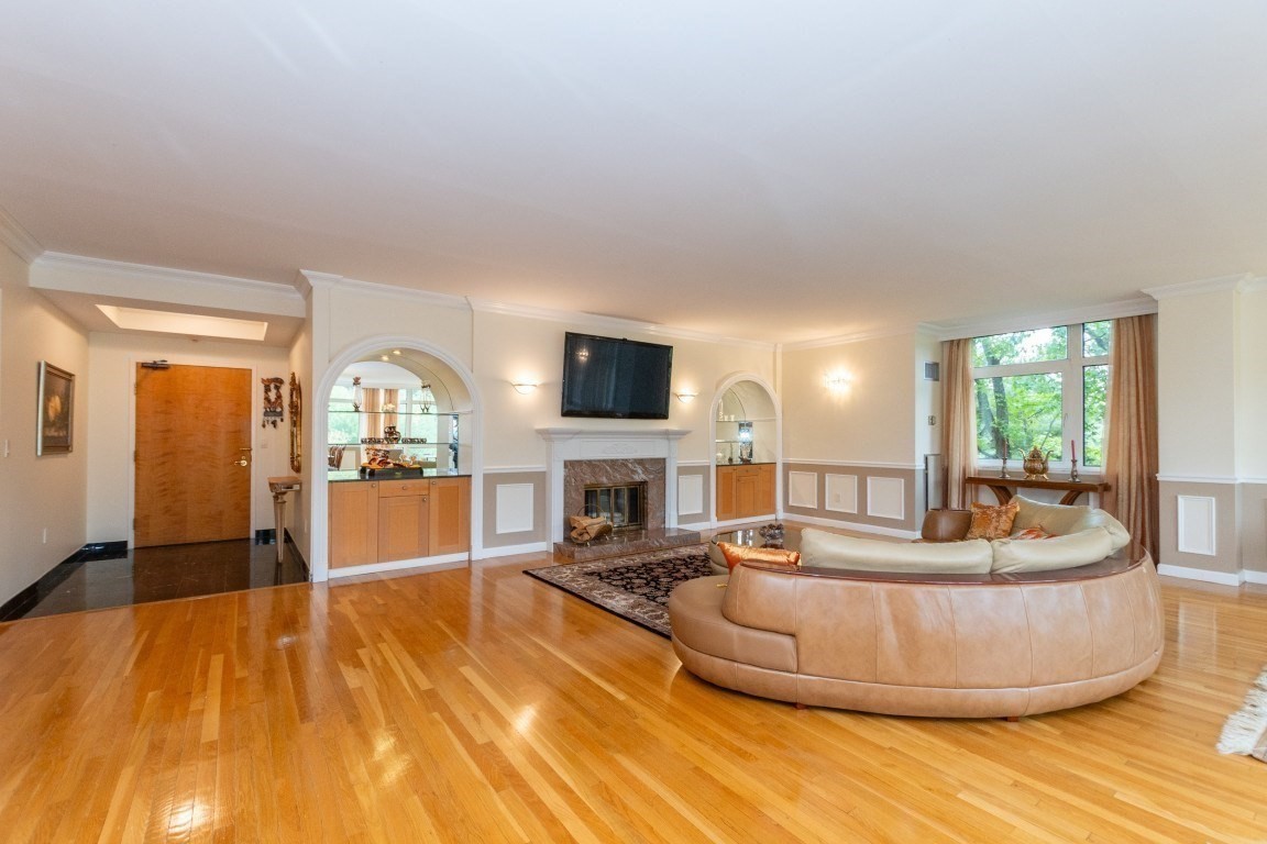 79 Florence St Unit 402S, Newton, MA 02467 - Image 3