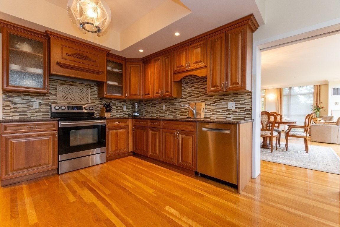 79 Florence St Unit 402S, Newton, MA 02467 - Image 7