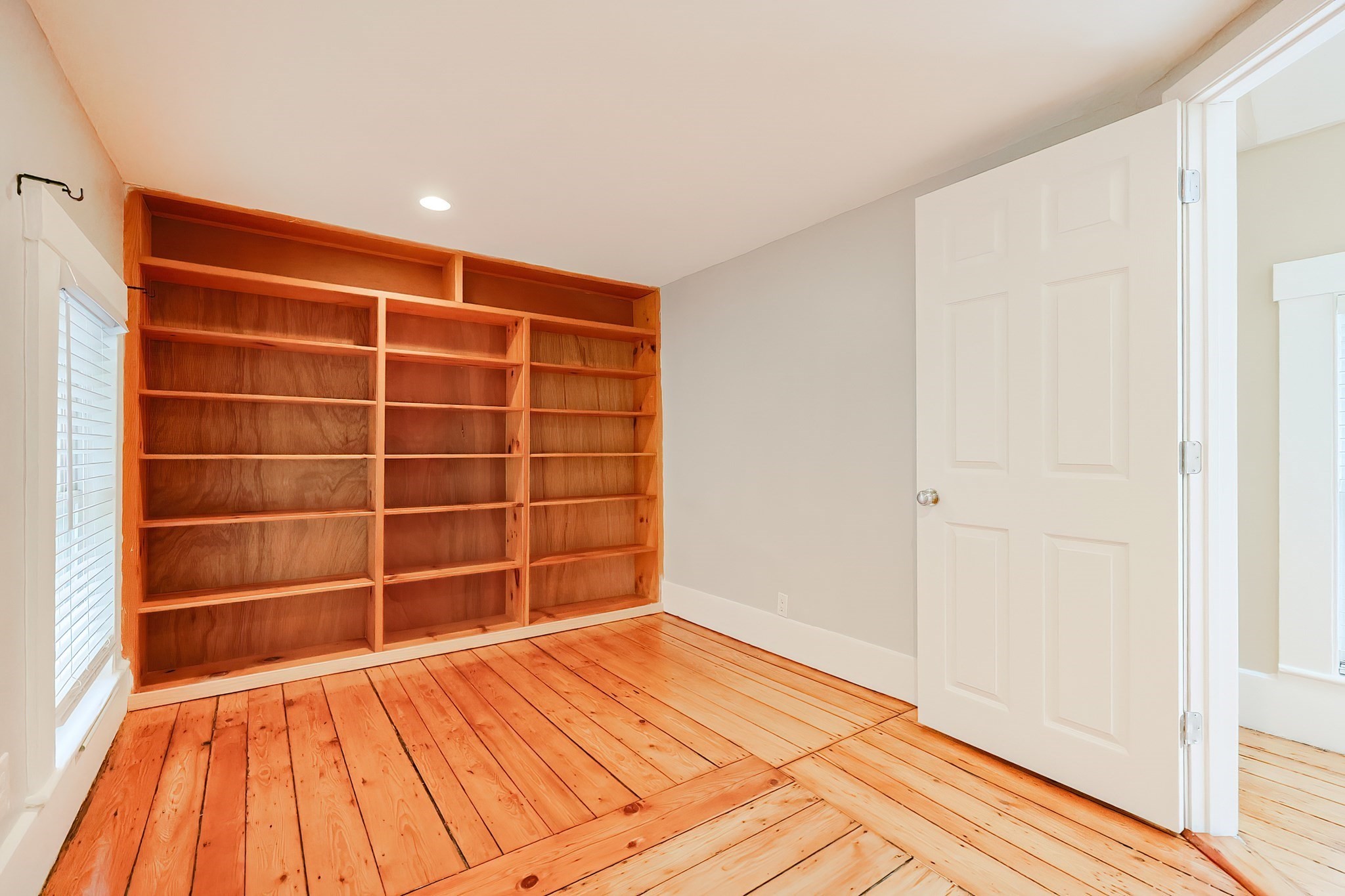 10 Waldo Ter., Brighton, Boston, MA 02135 - Image 14