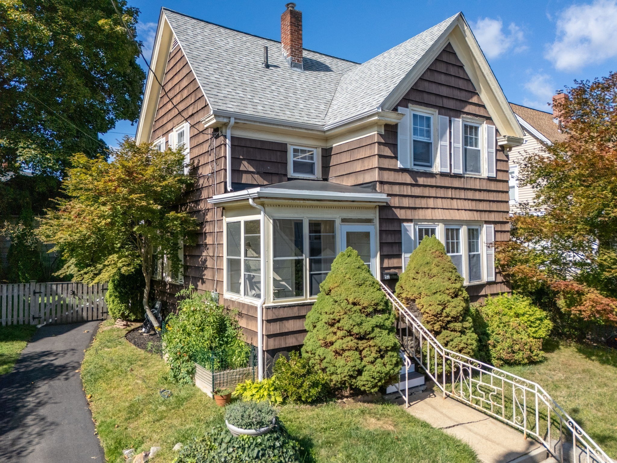 52 Norwood St, Marlborough, MA 01752