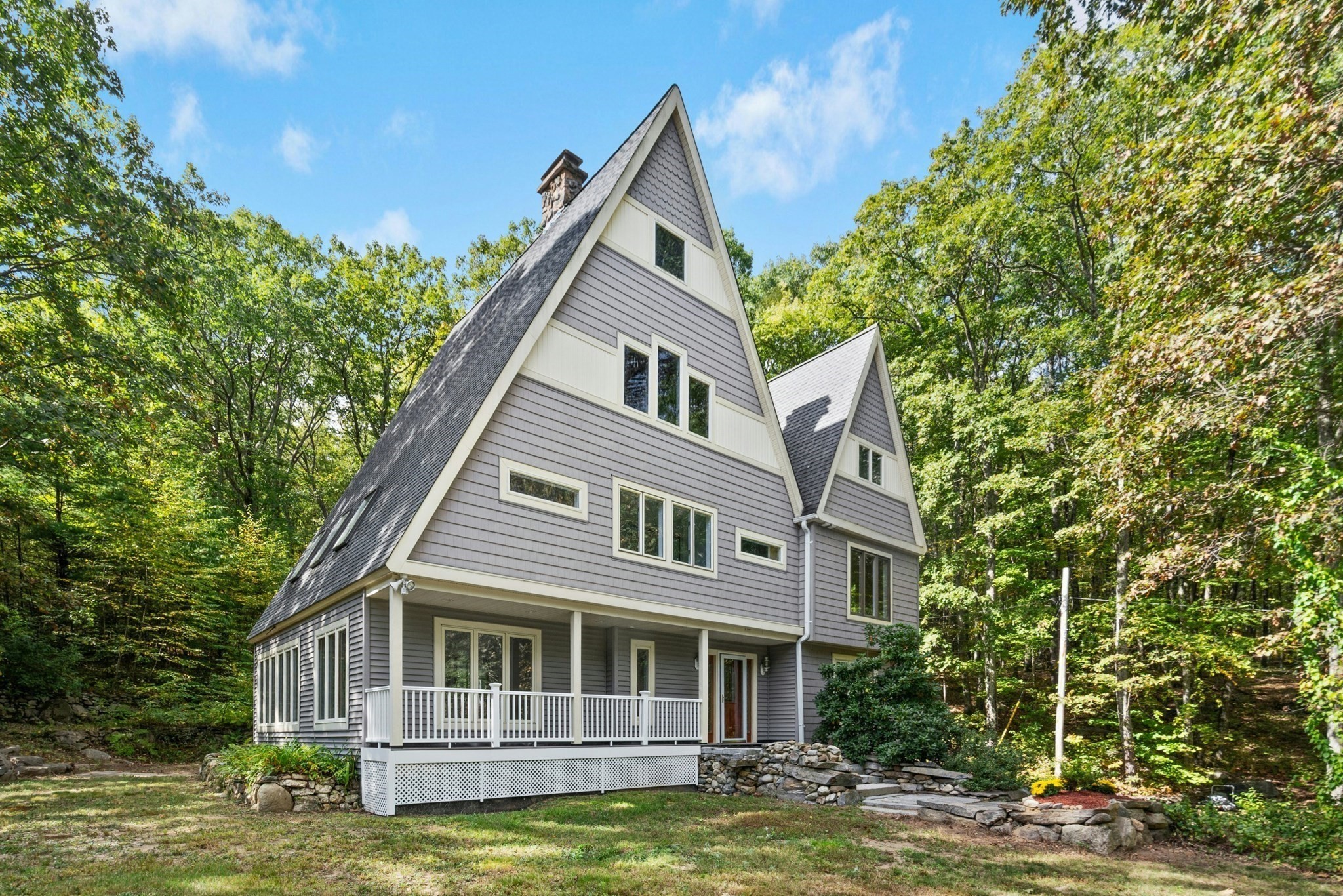 184 Old Bolton Rd, Stow, MA 01775