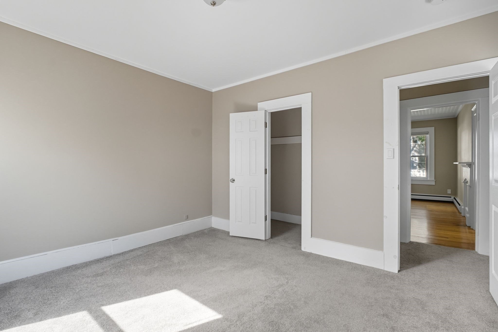 221 East St, Chicopee, MA 01020 - Image 15